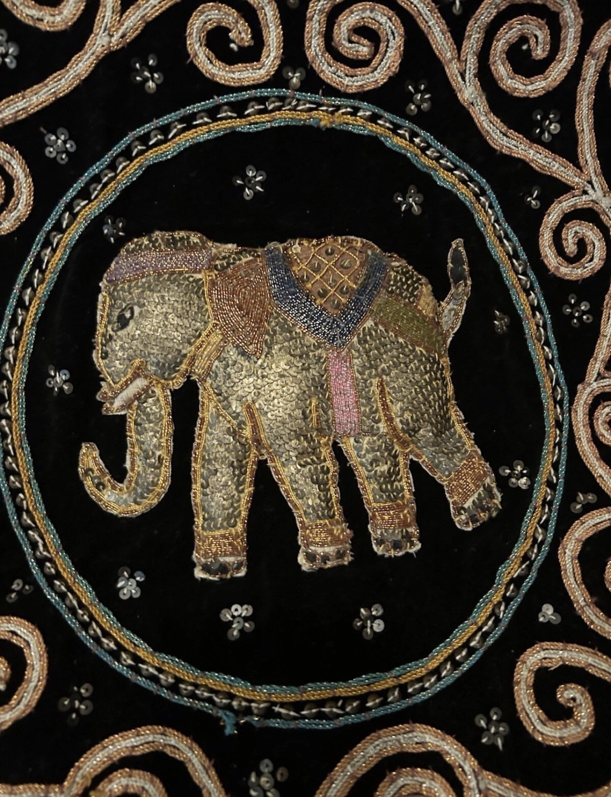 Vintage Carol Horn Workshop 3D Elephant Vest Bead Sequin Boho M/L Hand Sewn