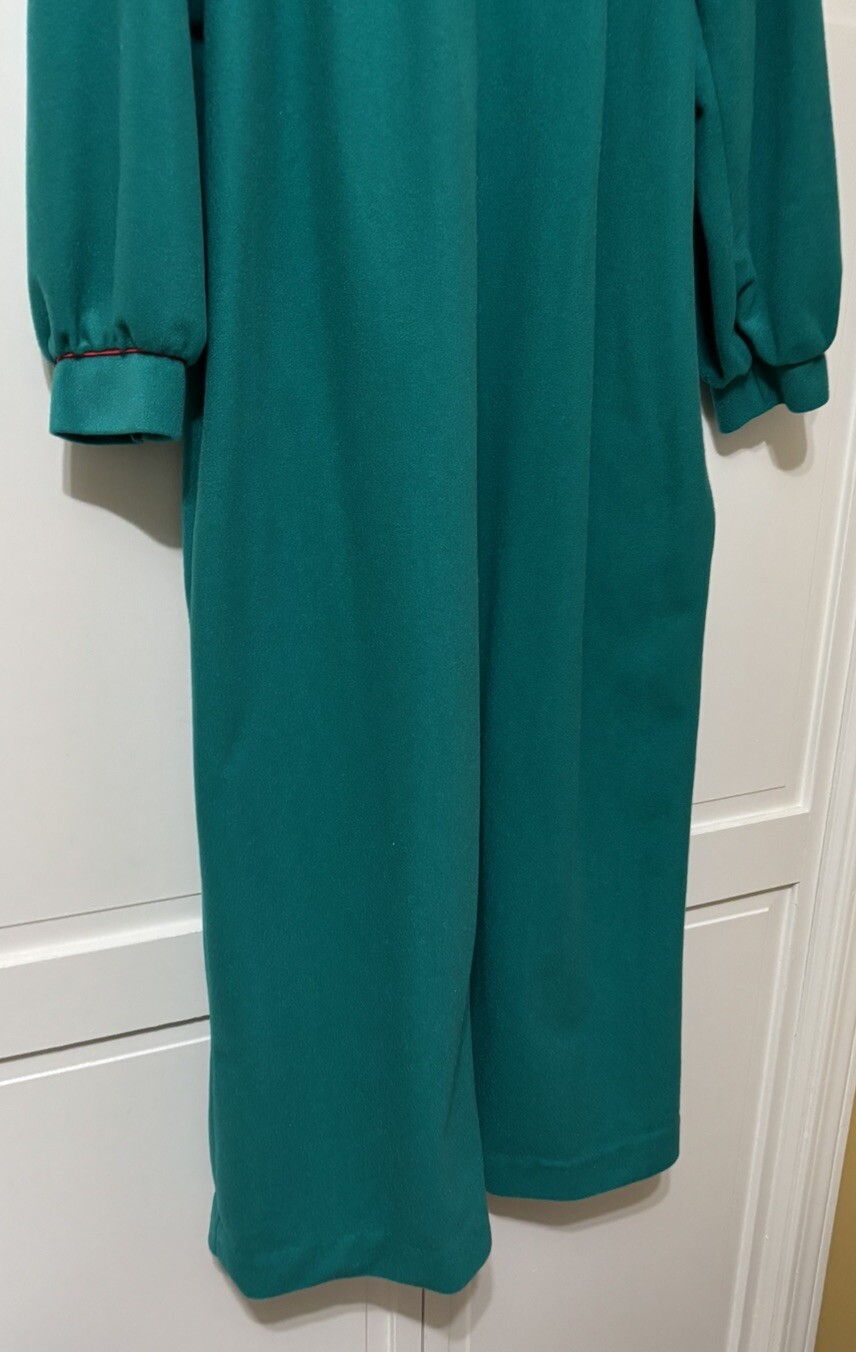 Vintage Carriage Court Green Long Zip Up Plush ROBE Women’s Small Made in USA