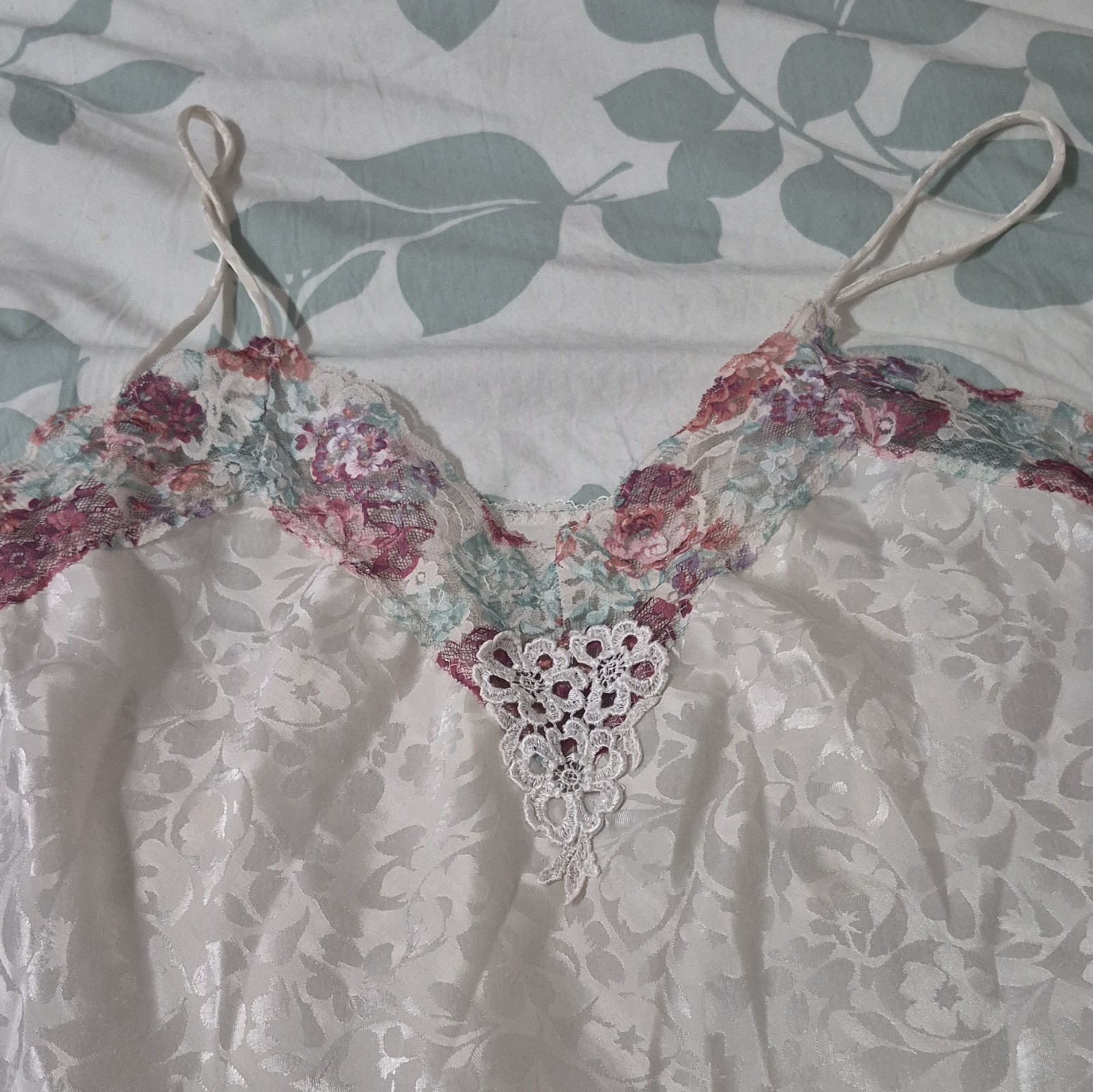 Val Mode White Satin Floral Jacquard Camisole Top w/ Lace Trim Vintage