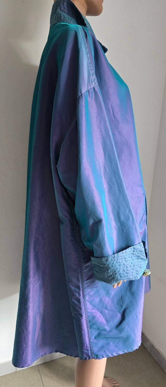 Vintage 70s Nylon Women Oversized Chameleon Cape Size 2 (M-L-XL-2XL)Made ITALY