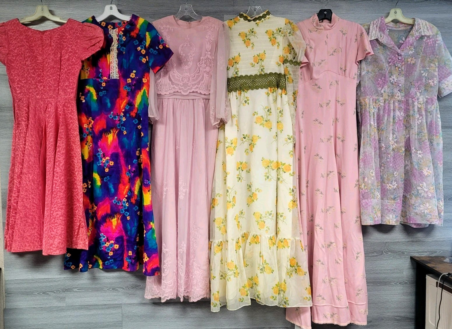 WOMENS LOT OF 22 VINTAGE DRESSES 60s 70s 80s BOHO HIPPIE LACE FLORAL MAXI MIDI