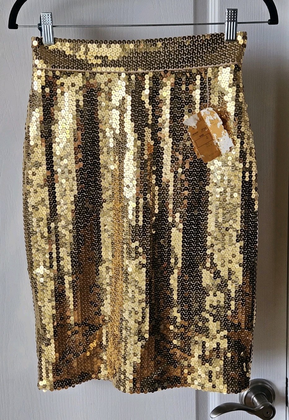 RARE NEW Vintage Bergdorf Goodman Plaza NY Baldanza Size 4 Gold Sequin Skirt NWT