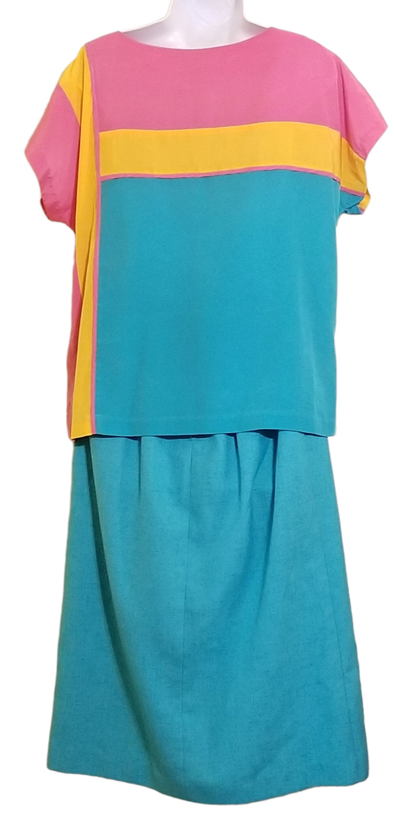 Vintage Skirt Suit Set Women’s Size M 3 Piece Modest Professional Silk Blend