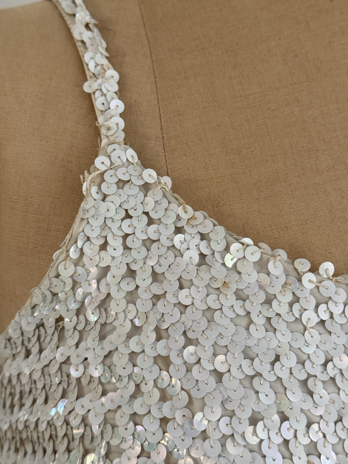 Vintage 1950s/1960s White Sequin Sheath Party Dress Size Medium/Large