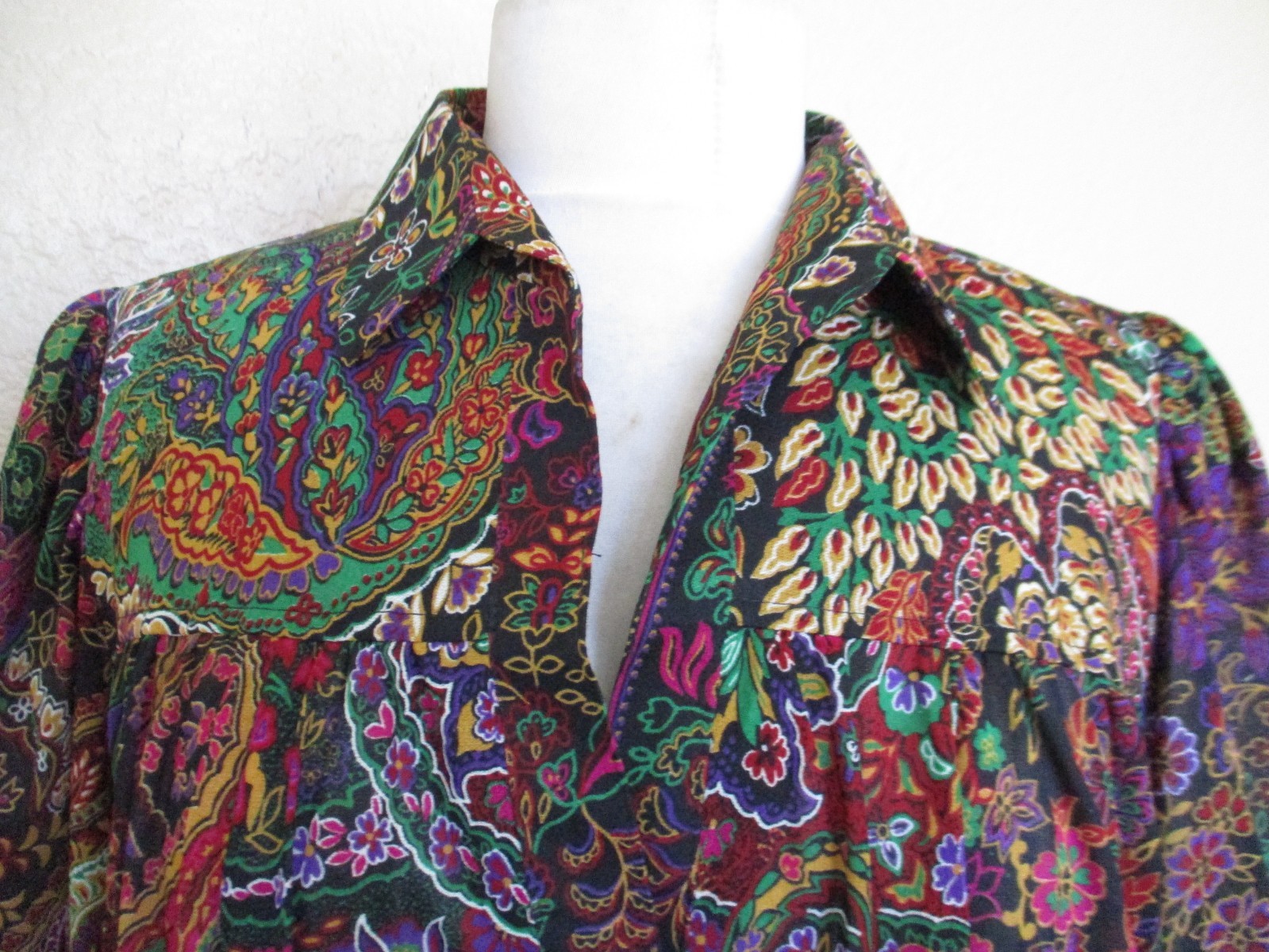Vintage 70s Anjac Fashions California BoHo Pleated Polyester Multicolor Paisley