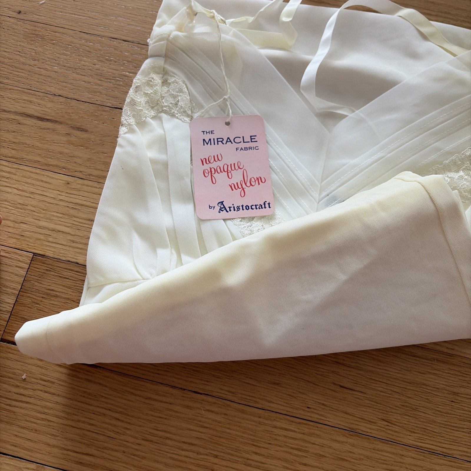 Vintage NWT Aristocraft Miracle Fabric New Opaque Nylon Lingerie Nightgown Sz 40