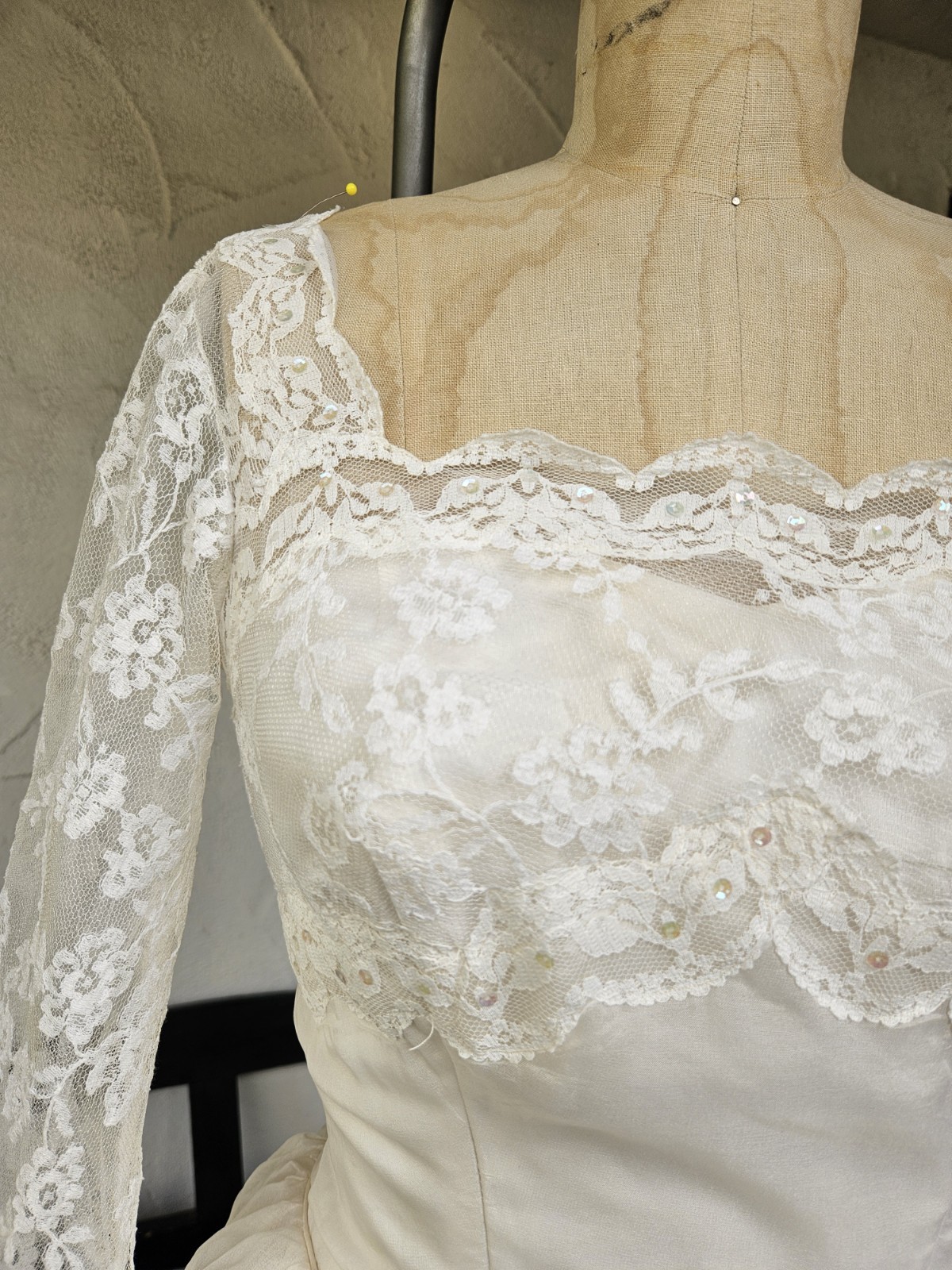 Vintage 1950s Silk Wedding Dress Cinderella Ballgown Lace Sleeves Basque Waist M