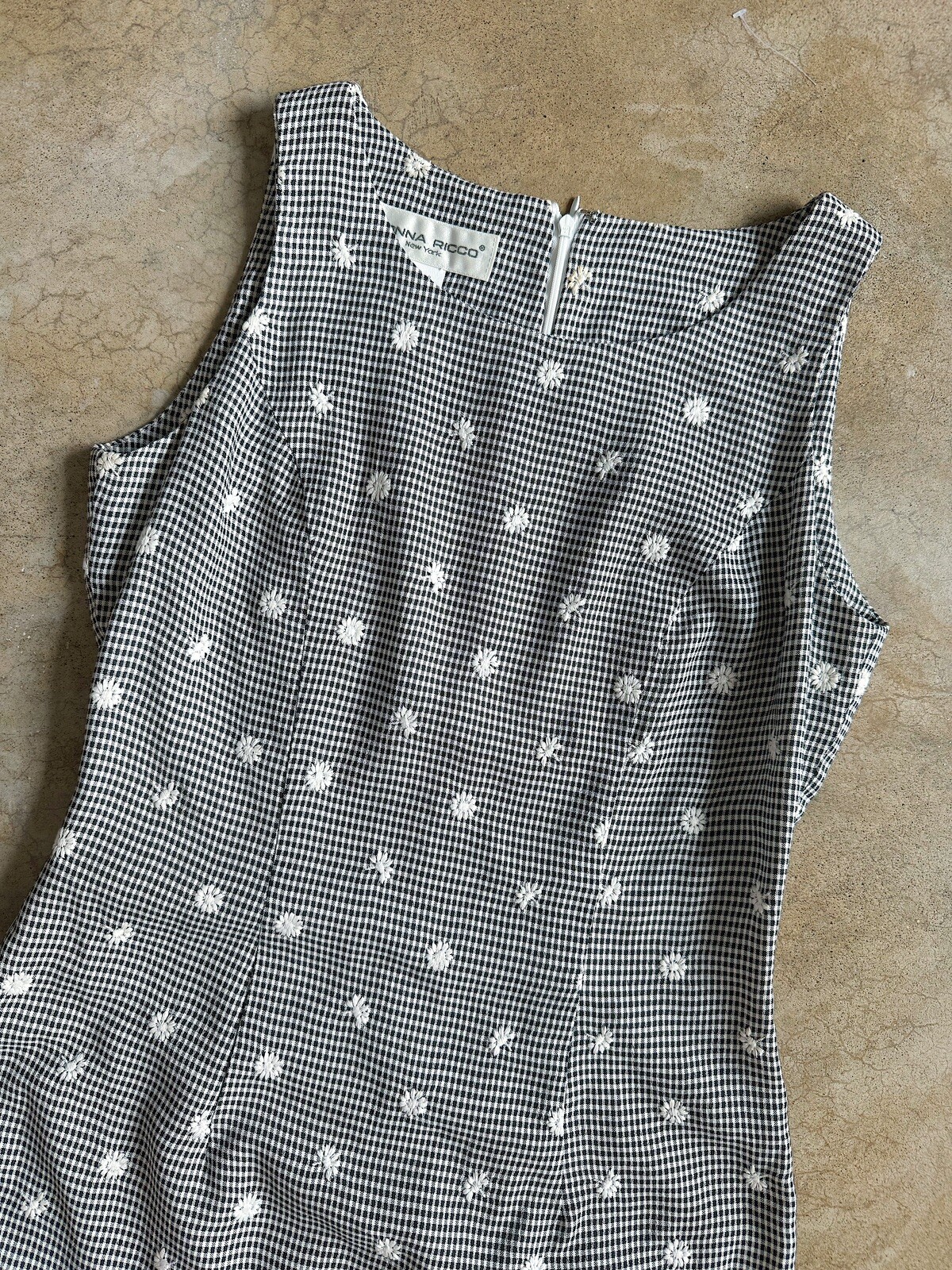 Vintage 90s Donna Ricco Gingham Floral Embroidered Sheath Dress Size 8