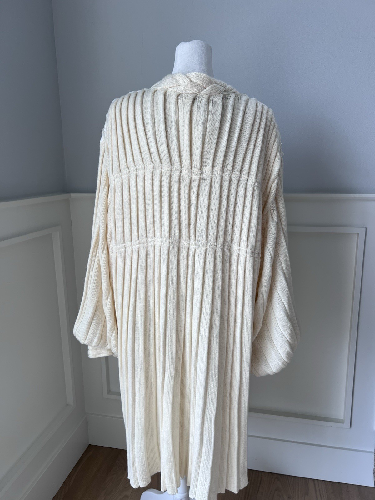 Maurada Vintage Ivory Knit Long Cardigan With Bishop Sleeves Size 1X- 2XL