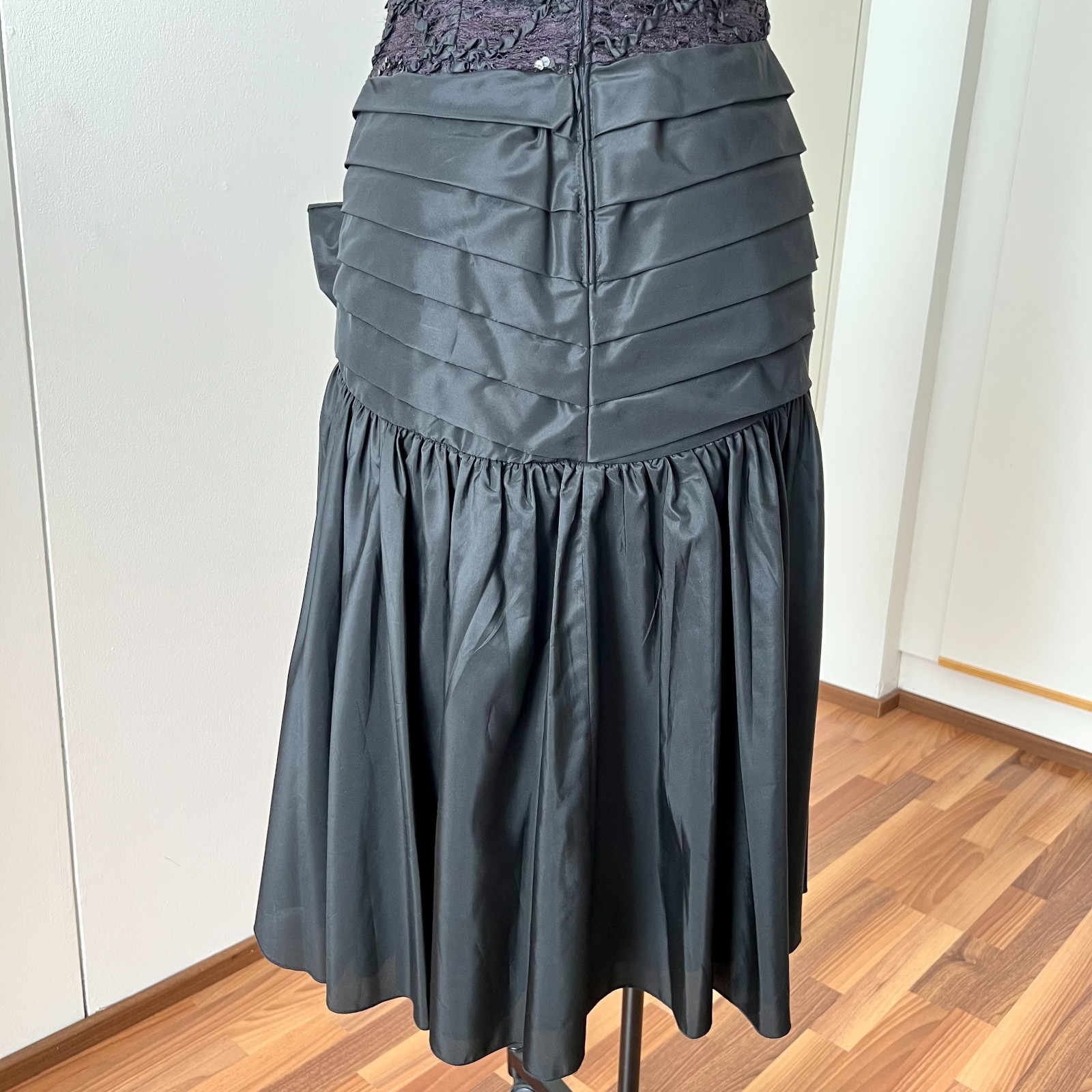 1980s VERA MONT Drop Waist Evening Dress Strapless Sequin Corset Cocktail EU 40