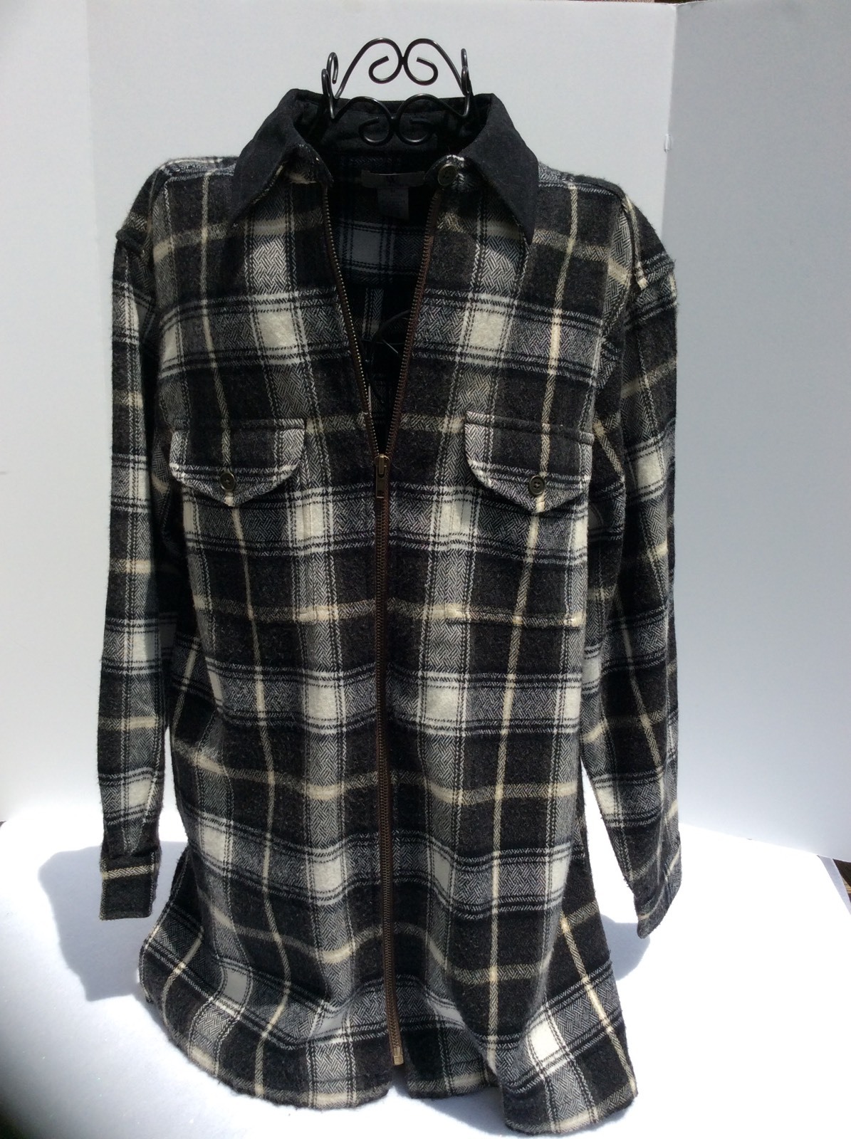 NWB Casuals Plaid Shirt Jacket Women Size M Wool Blend Black White Hipster
