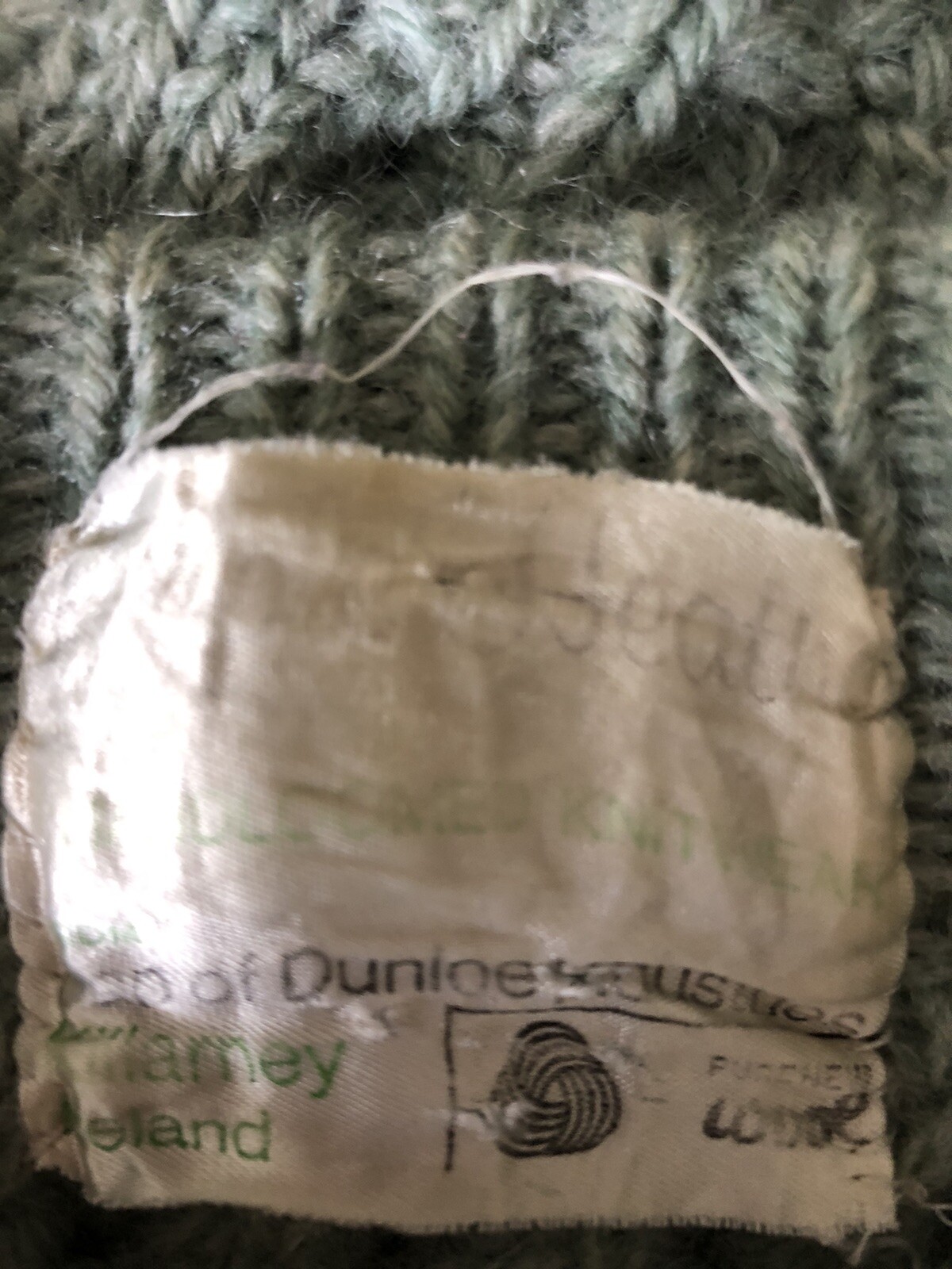 Vtg Purple Heather Green Wool sweater Gap of Dunloe Industries M/L Cable Unisex