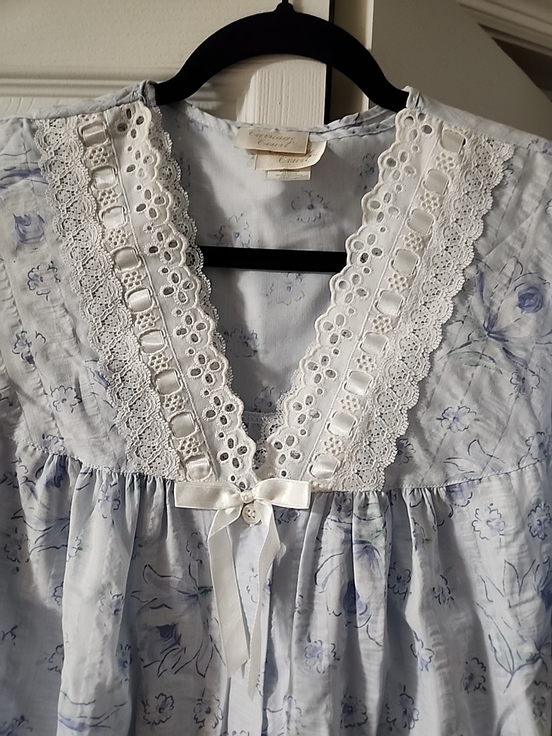 VTG Carriage Court Nightgown & House Robe Large Blue Floral Eyelet Lace Ribbon