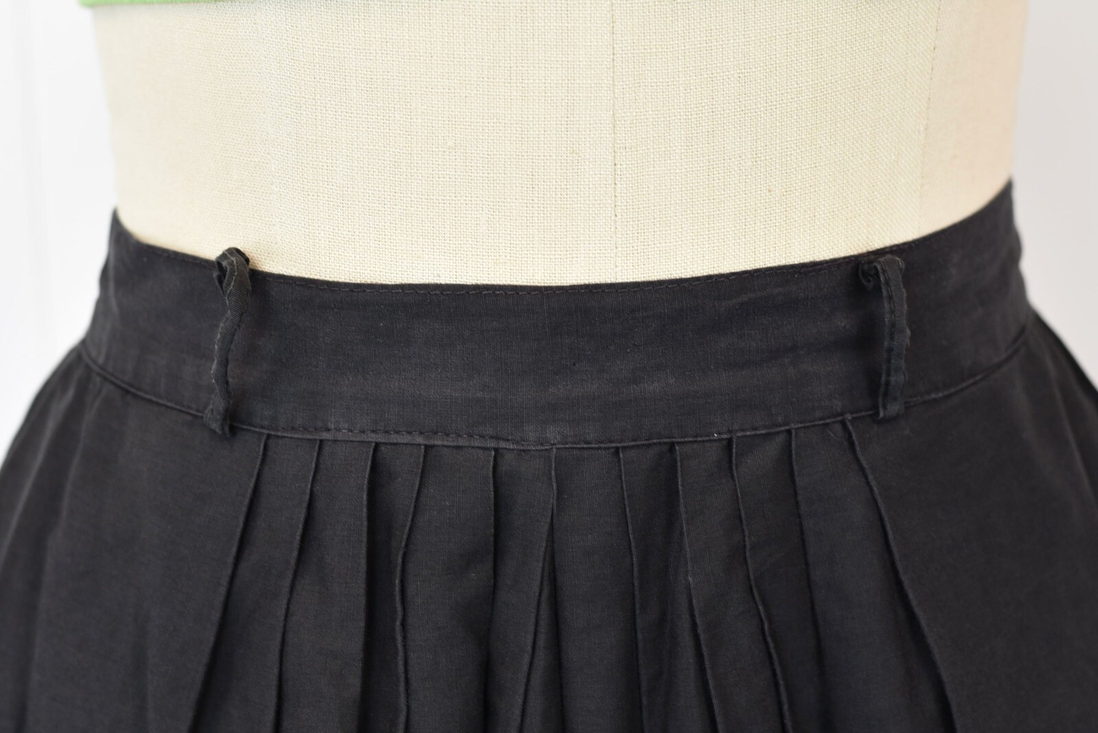 Vintage 1950s 1953 AAA Novelty Print Circus Days Hans Moller Cotton Pinup Skirt
