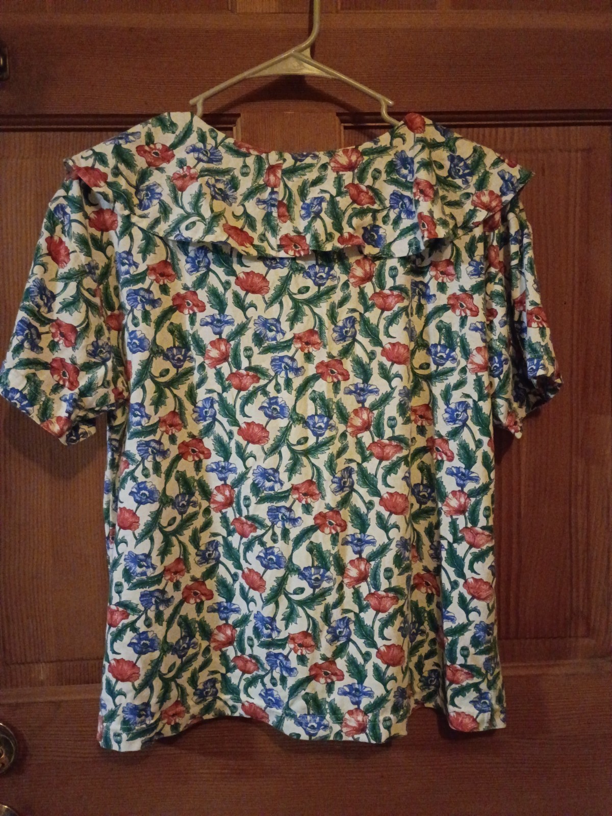 Center Aisle Floral Shirt Small Vintage 90s Ruffle Collar