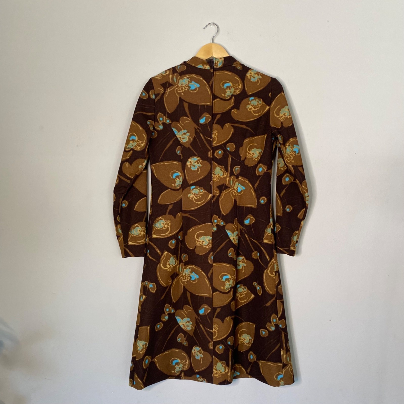 Vintage 70s Empress of Dallas Women’s Mod Long Sleeve Brown Floral Dress