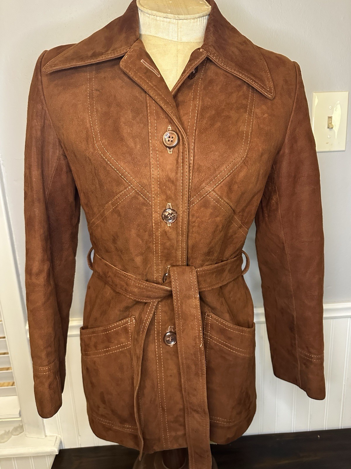 New England Sportswear Company Suede Leather Mahogany Belted Coat Women’s Size 8