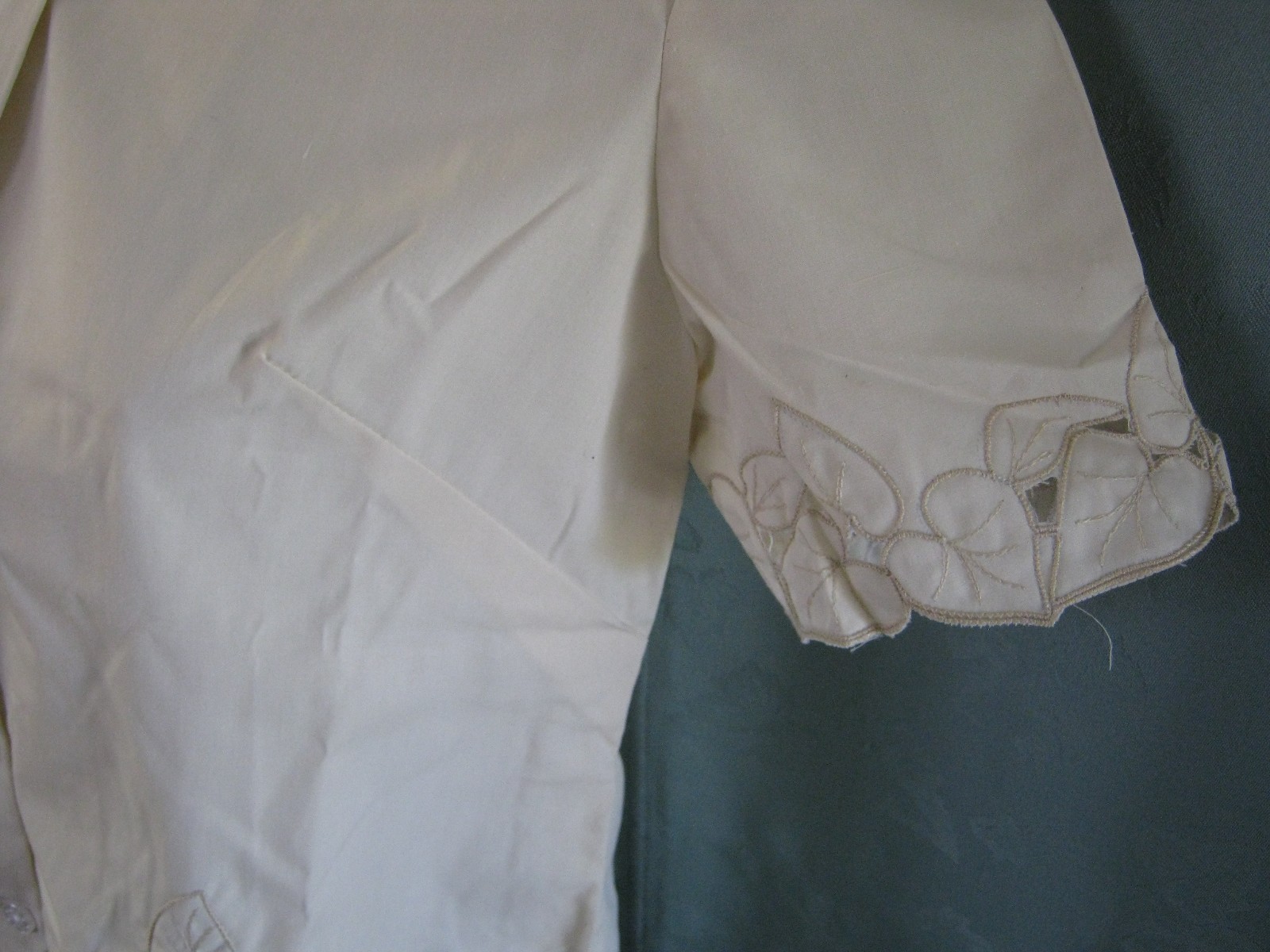 VTG Miss Joyce Shirt Size Small Tan Embroidered Lace Detail Wide Collar Top