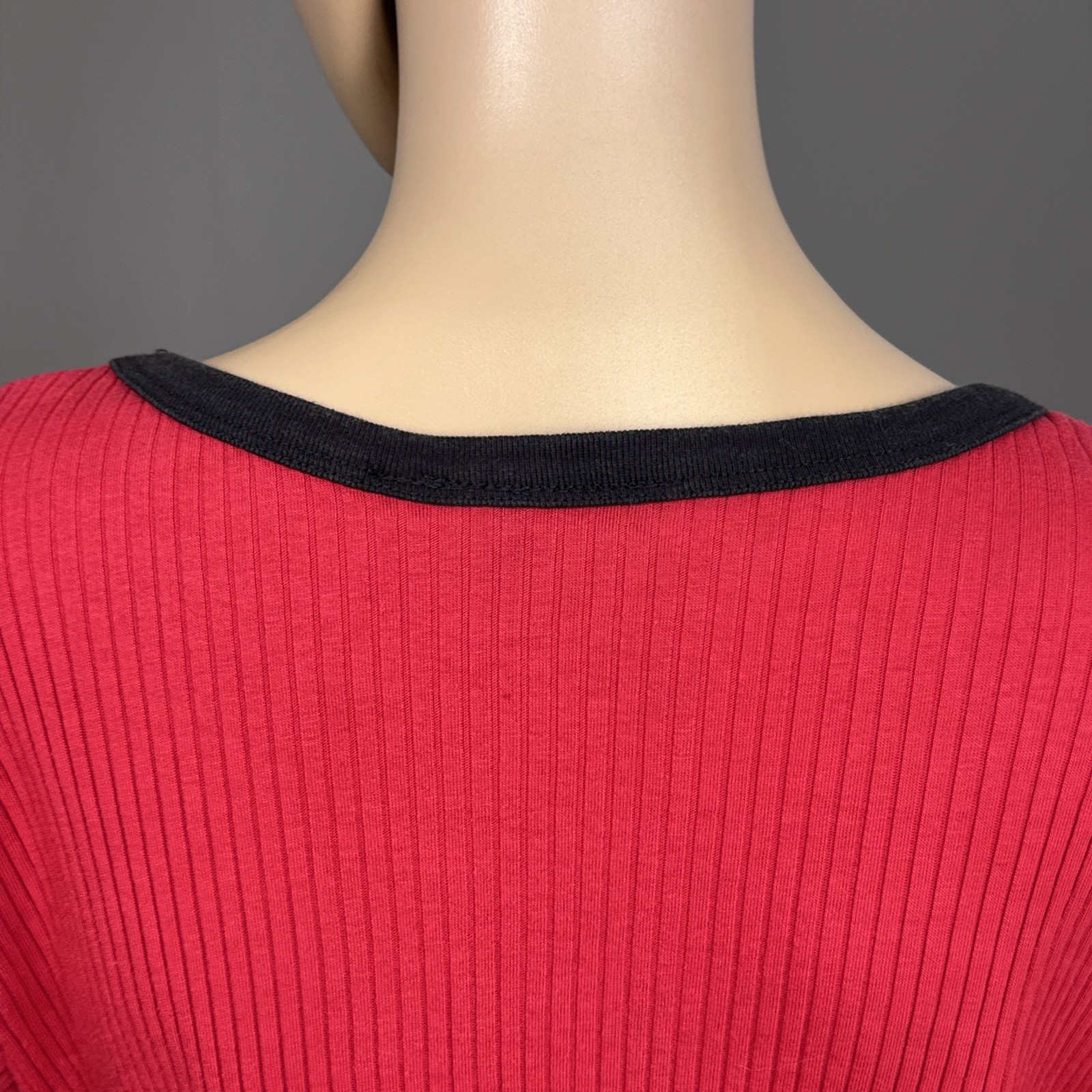 Vintage Vassarette Ribbed Baby Tee Red Black V Neck Logo Top Large 90s Y2K