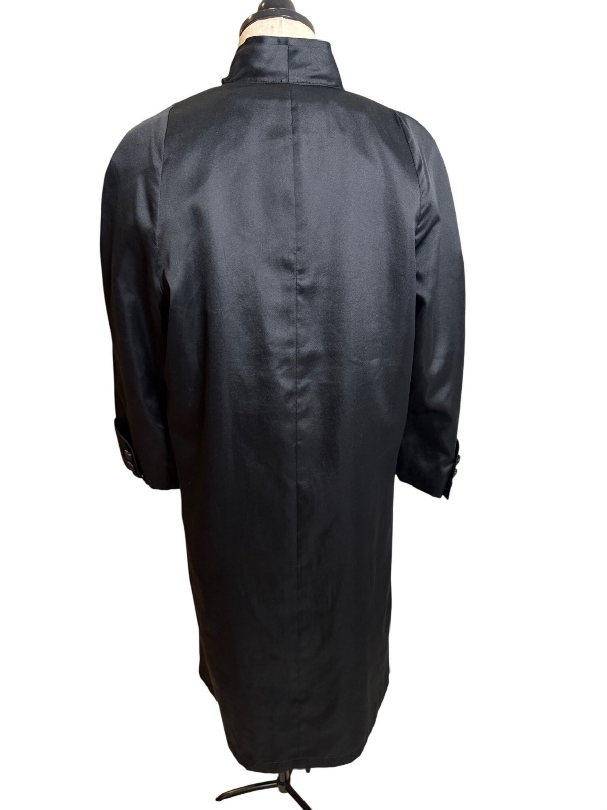 Count Romi LTD. Evening Coat Vintage Size 2 Black Satin Button Front Long Sleeve