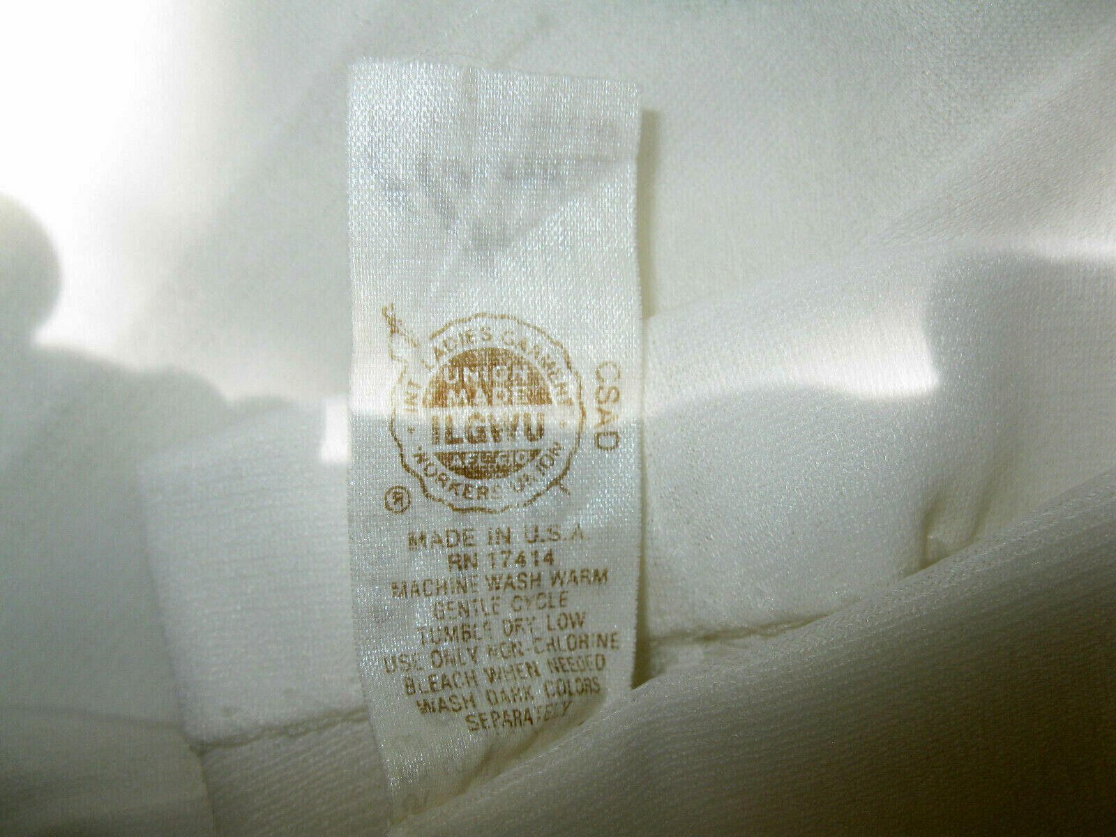 VTG Miss Elaine White Nylon Peignoir Robe Pansy Embroidery sz L ~ USA~ILGWU