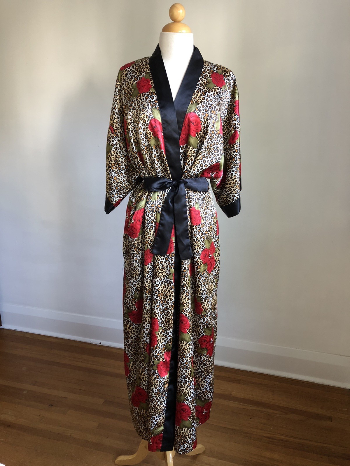 STUNNING VTG CONTESSA Di ROMA Rose & Leopard Satin 2pc Nightgown Robe Set SZ M