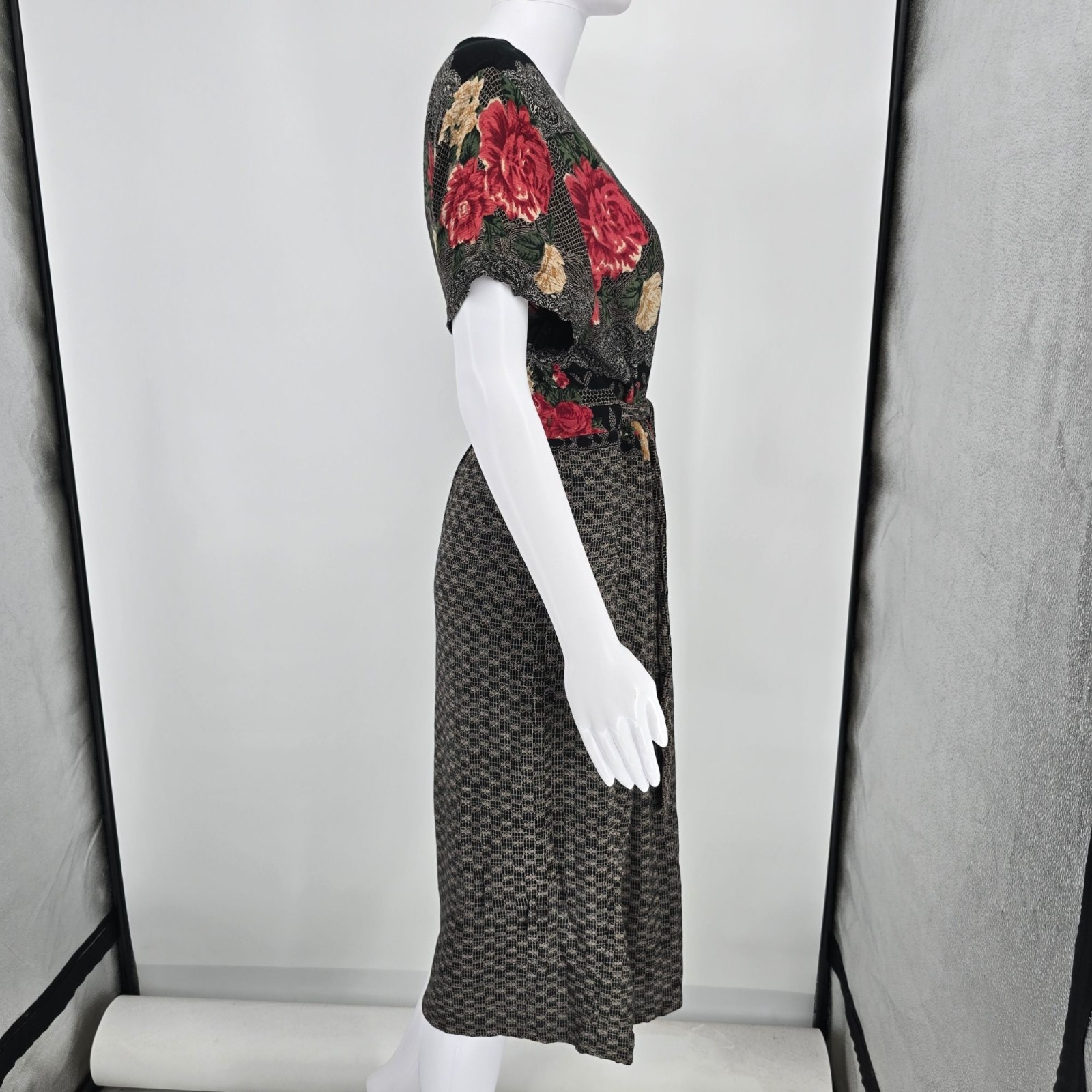 Vintage 1990s Just in Thyme Rayon Black Floral/Lace Print Prairie Dress (8/M)