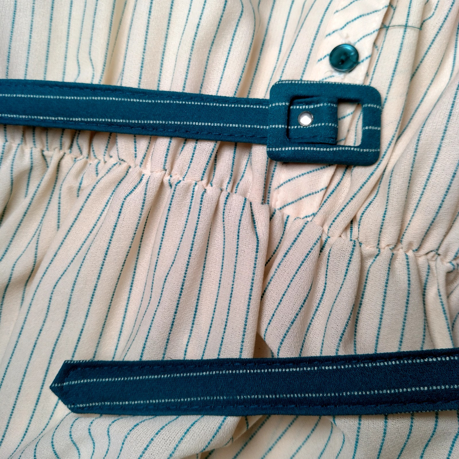 Vintage 1970s Dress Size 7 Ivory Blue Stripe Button Up Collar Belted Secretary