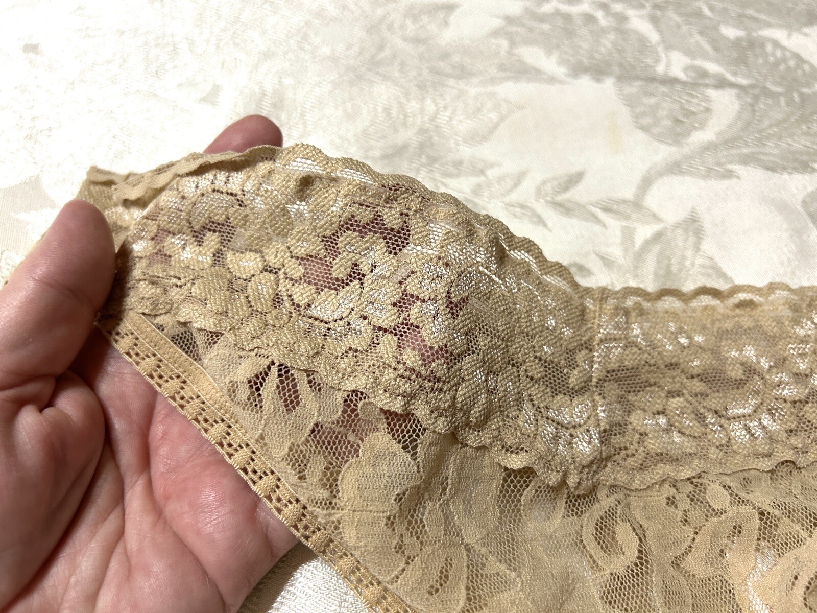 Vtg CACIQUE Floral Lace Mesh 2″ Waistband 18/20 Beige Thong Panties #81