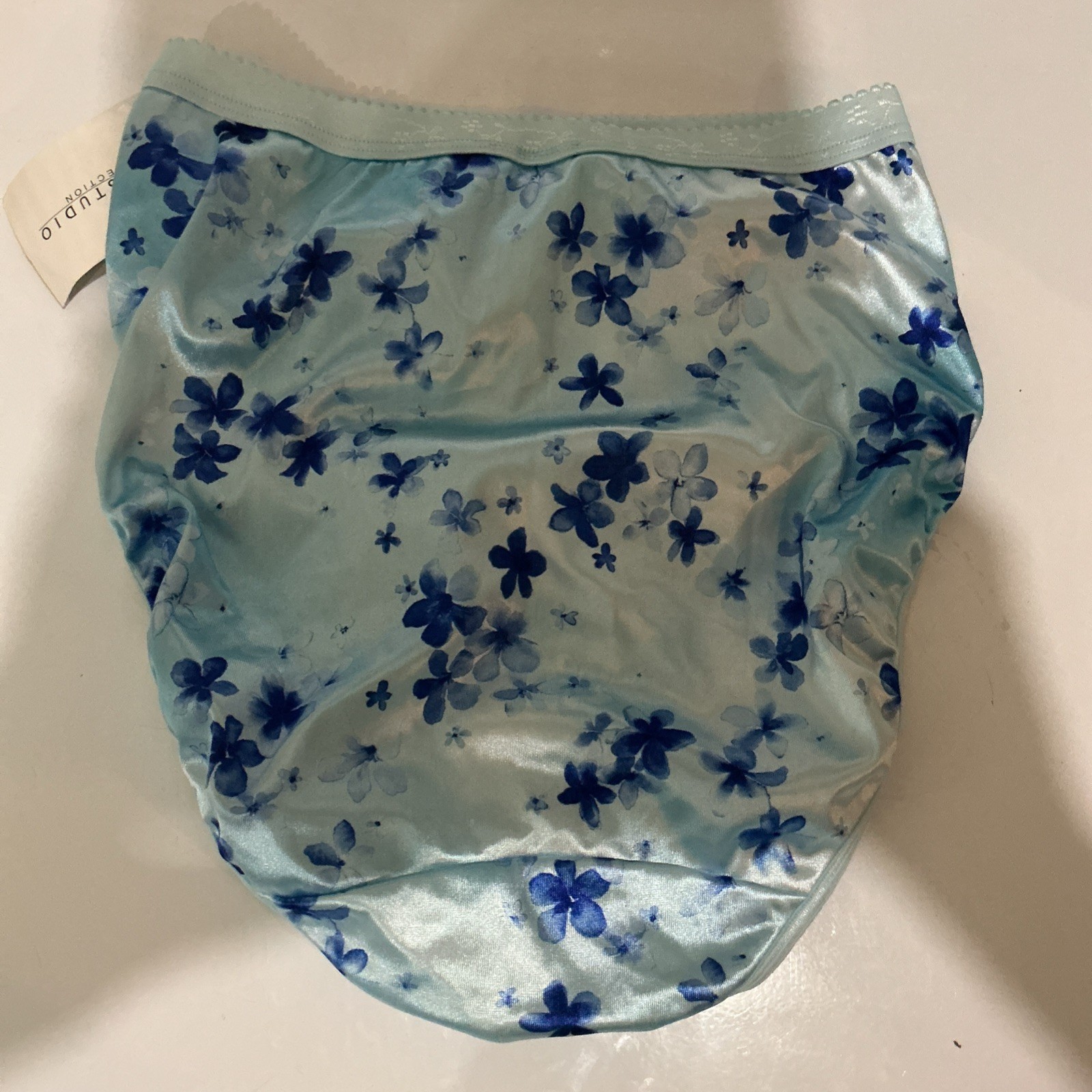 Vtg BALI Hi-Cut STUNNING Floral Second Skin Satin Panties 6 NWT