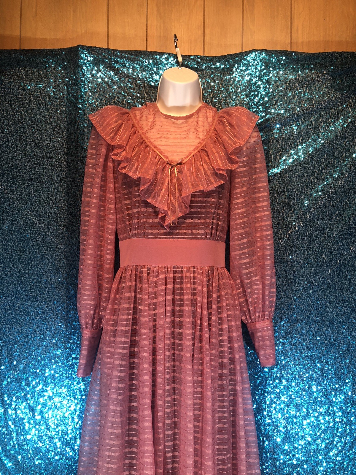 VTG 70s Cottagecore Edwardian Lavender Boho Victorian Neckline Maxi Dress~S