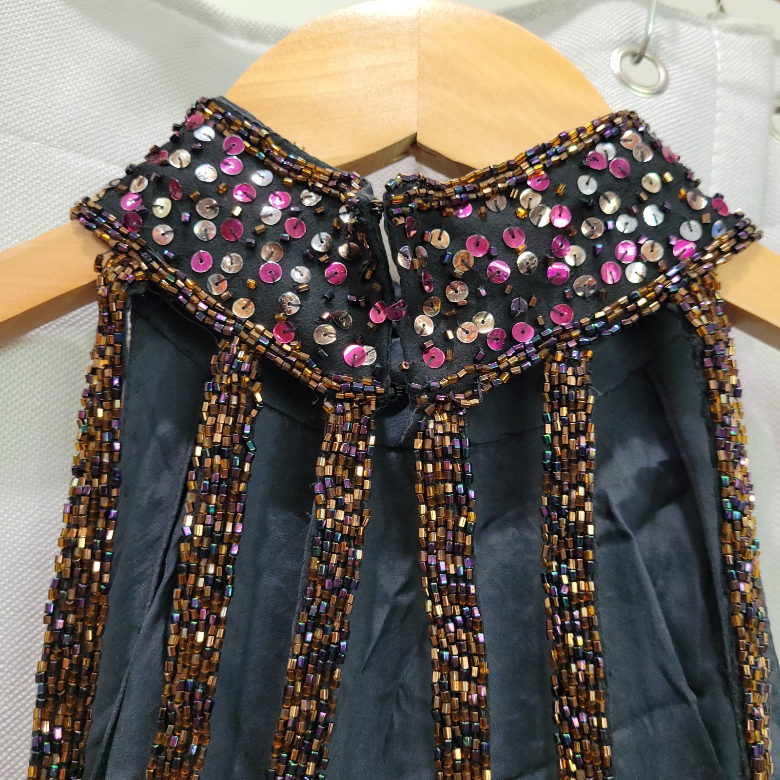 80’s Vintage Glamour Sleeveless Sequin Halter Mini Dress