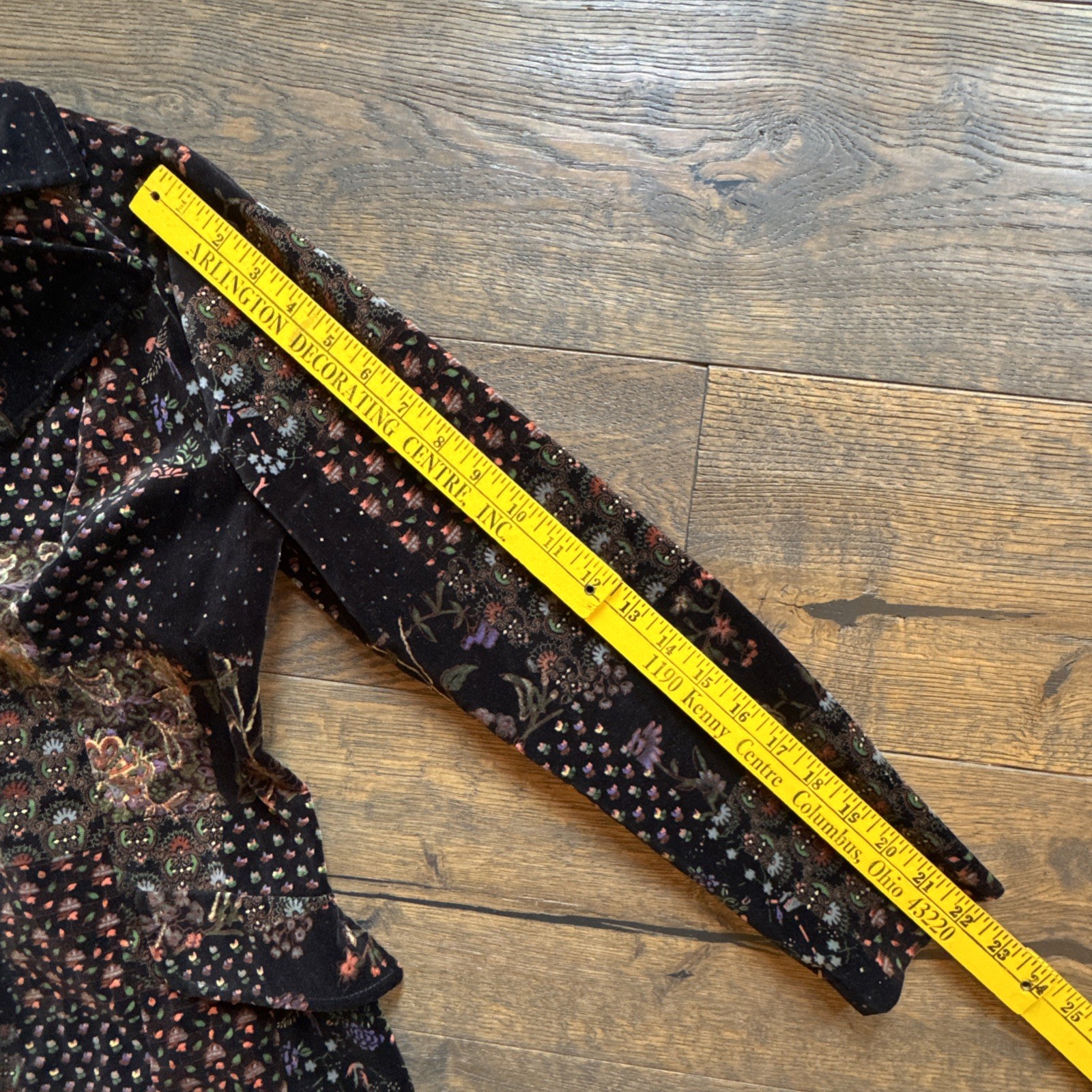 Vintage 1970s Velvet Patchwork Floral Black Blazer Womens XS/S/M *SEE MEAS!