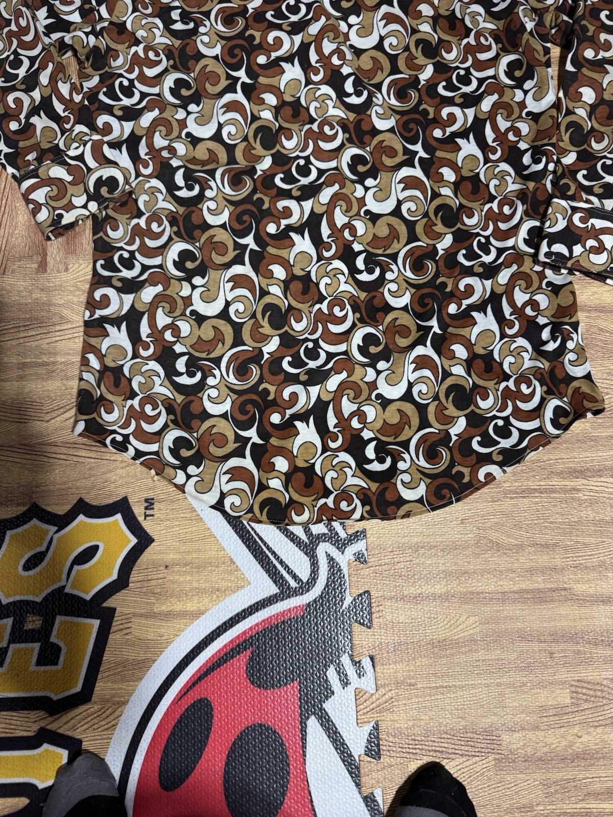 Vtg Contour Knit National Shirt Shops Brown and Black Paisley Shirt Women’s L
