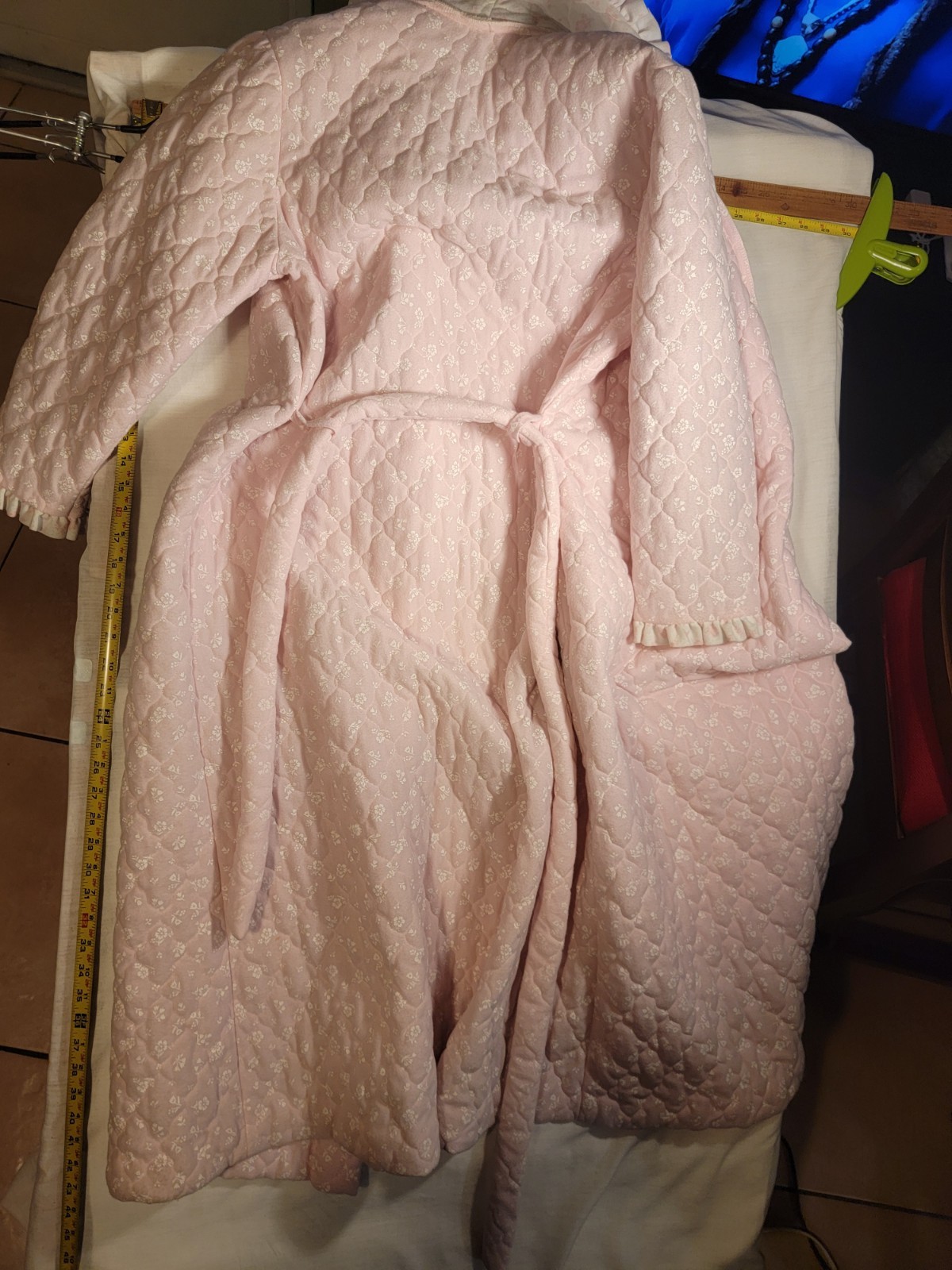 Vintage SANRINA LiIGHTPink & White Long Robe Belted GOLDEN Girls/Grandmacore