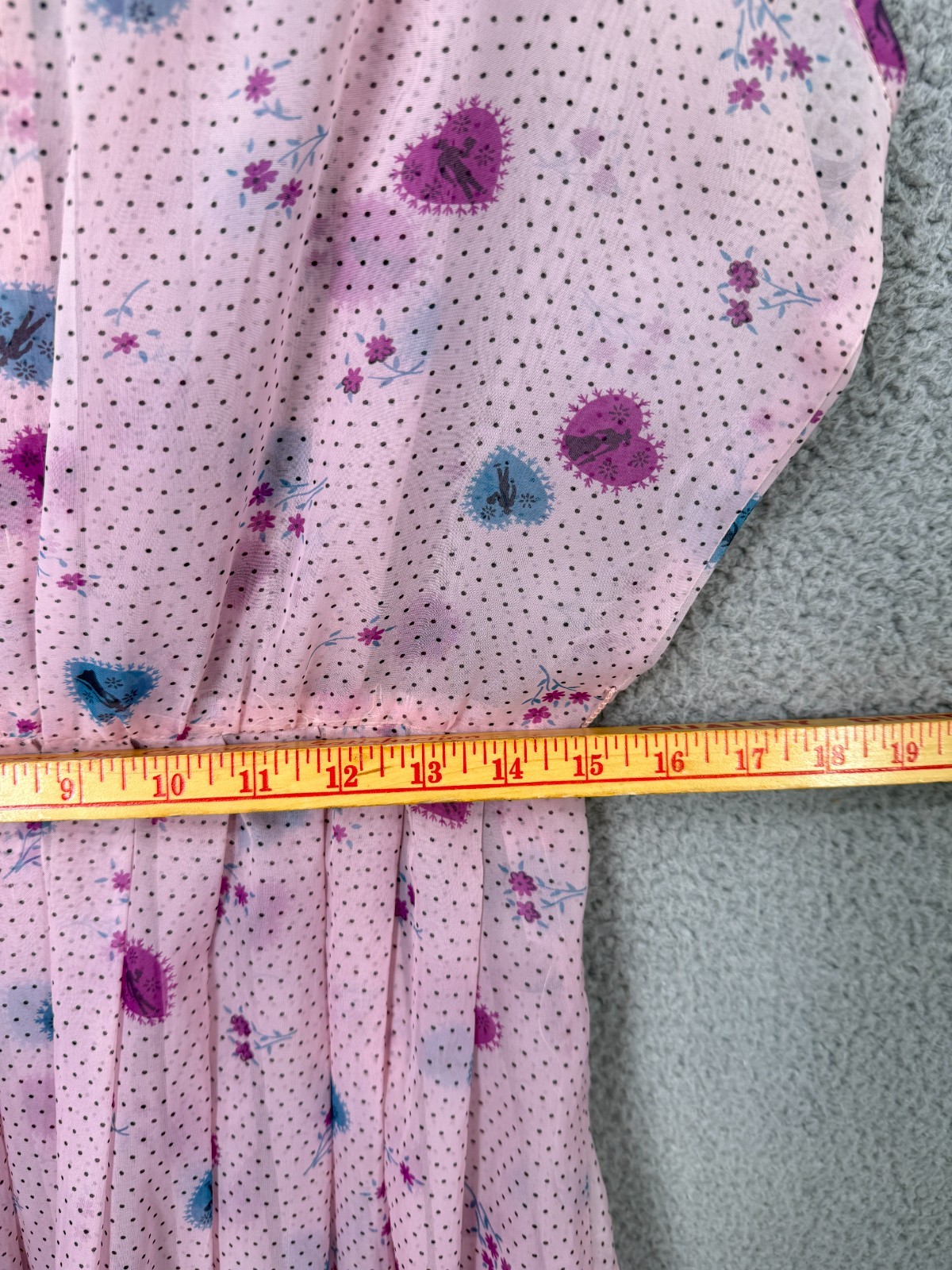 Vintage 30’s Shirt Dress Size M Button Front Casual Sheer Heart Motif Collared