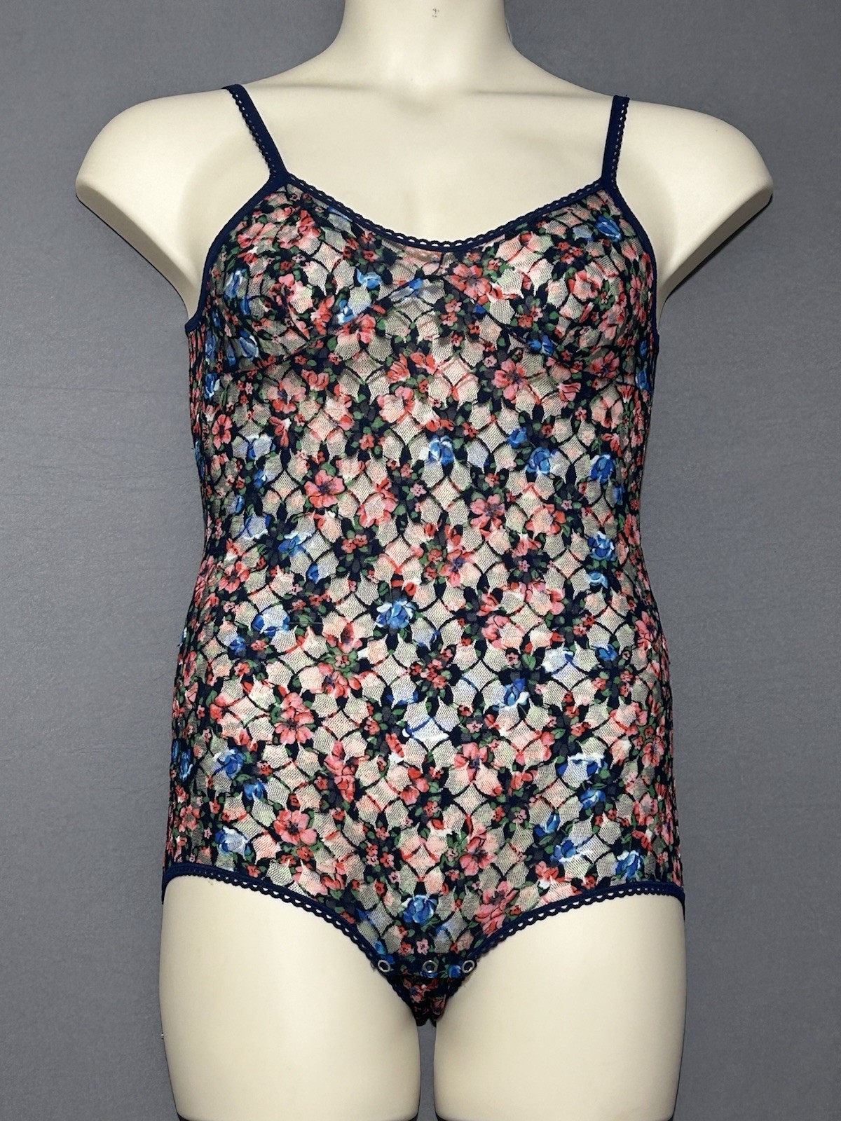 Vintage Italian Lingerie Bodysuit Sz Large Floral Stretch Lace Snap Crotch