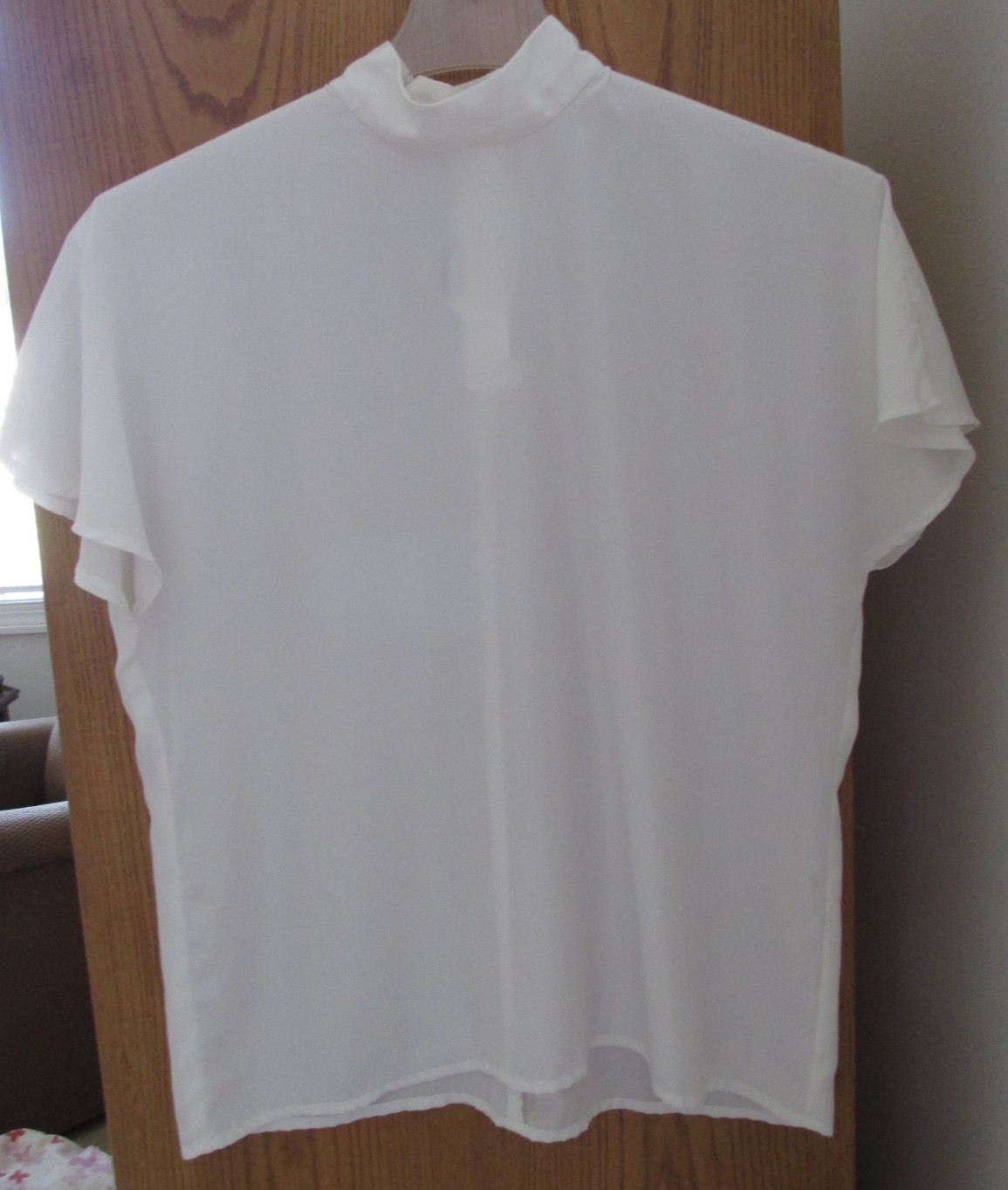 ALEXANDRIA WHITE POLYESTER BLOUSE HIGH NECK CAP SLEEVES Size 12 UNWORN!