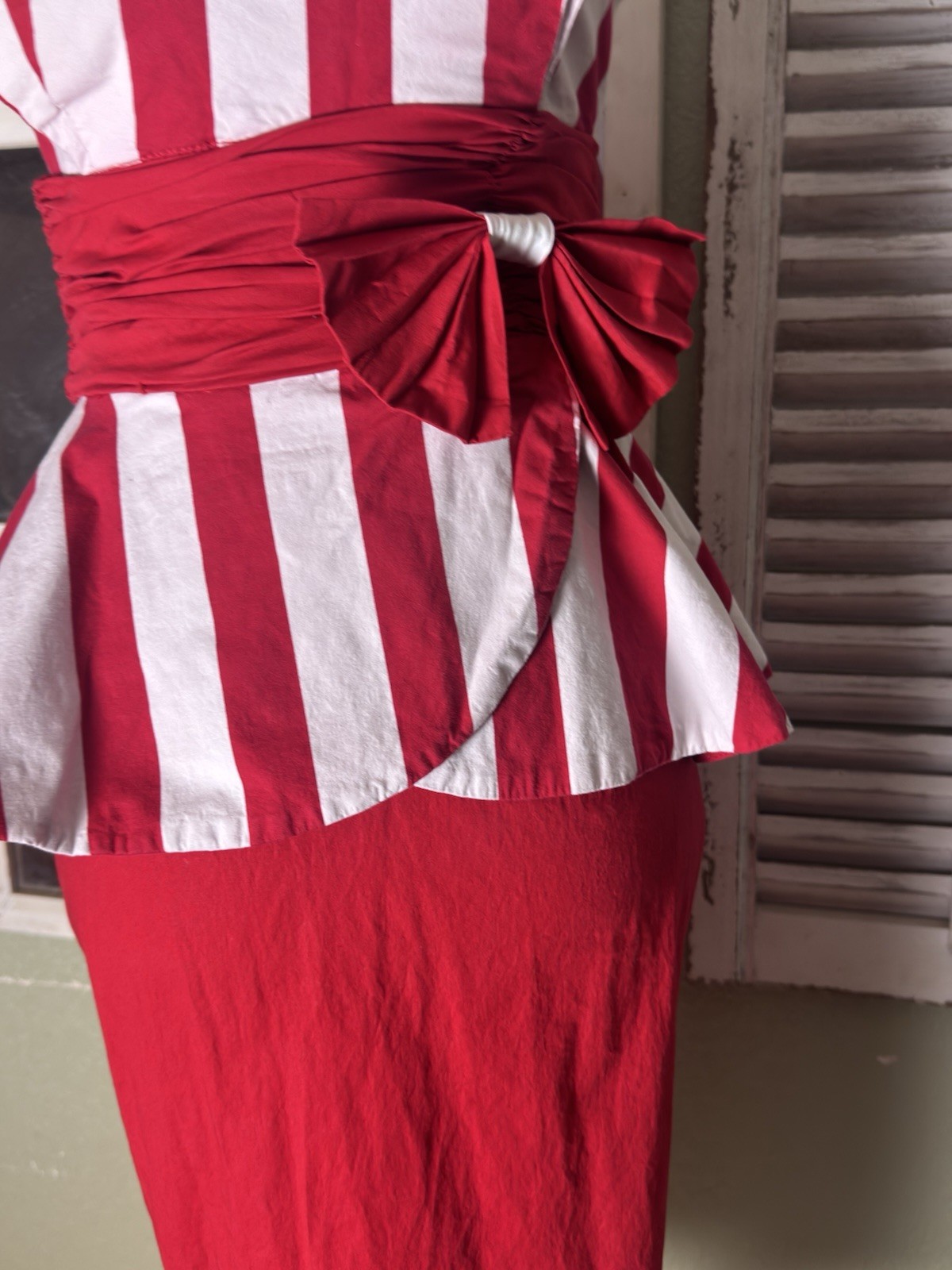 vintage-inspired peplum wiggle dress By Tatyana