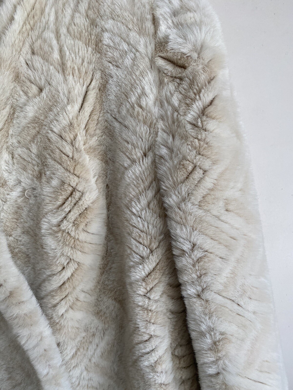 JACQUES SAINT LAURENT Vintage White Faux Fur Coat Jacket 70s size Large