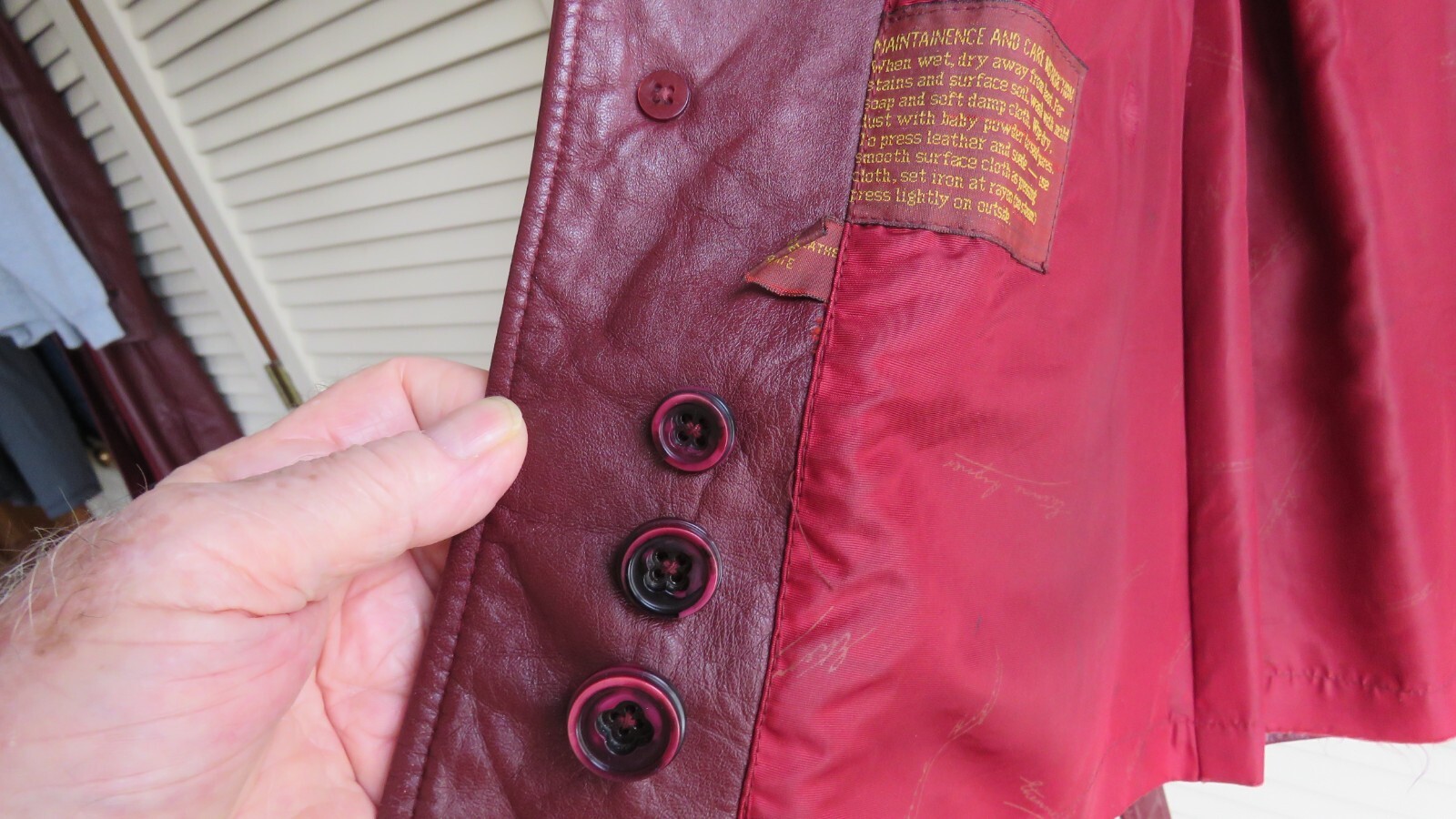 Vintage Men’s/Ladies Etienne Aigner Burgundy Leather Jacket Size MEDIUM 36-38