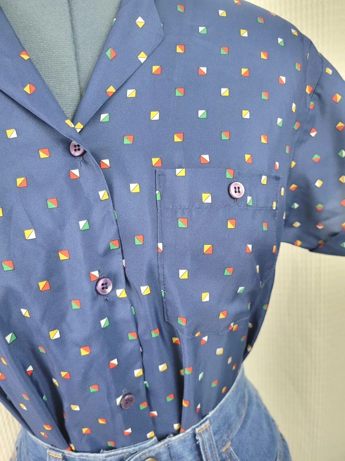 Vintage Lady Van Heusen Blue Short Sleeved Blouse w Multicolored Squares Size 10
