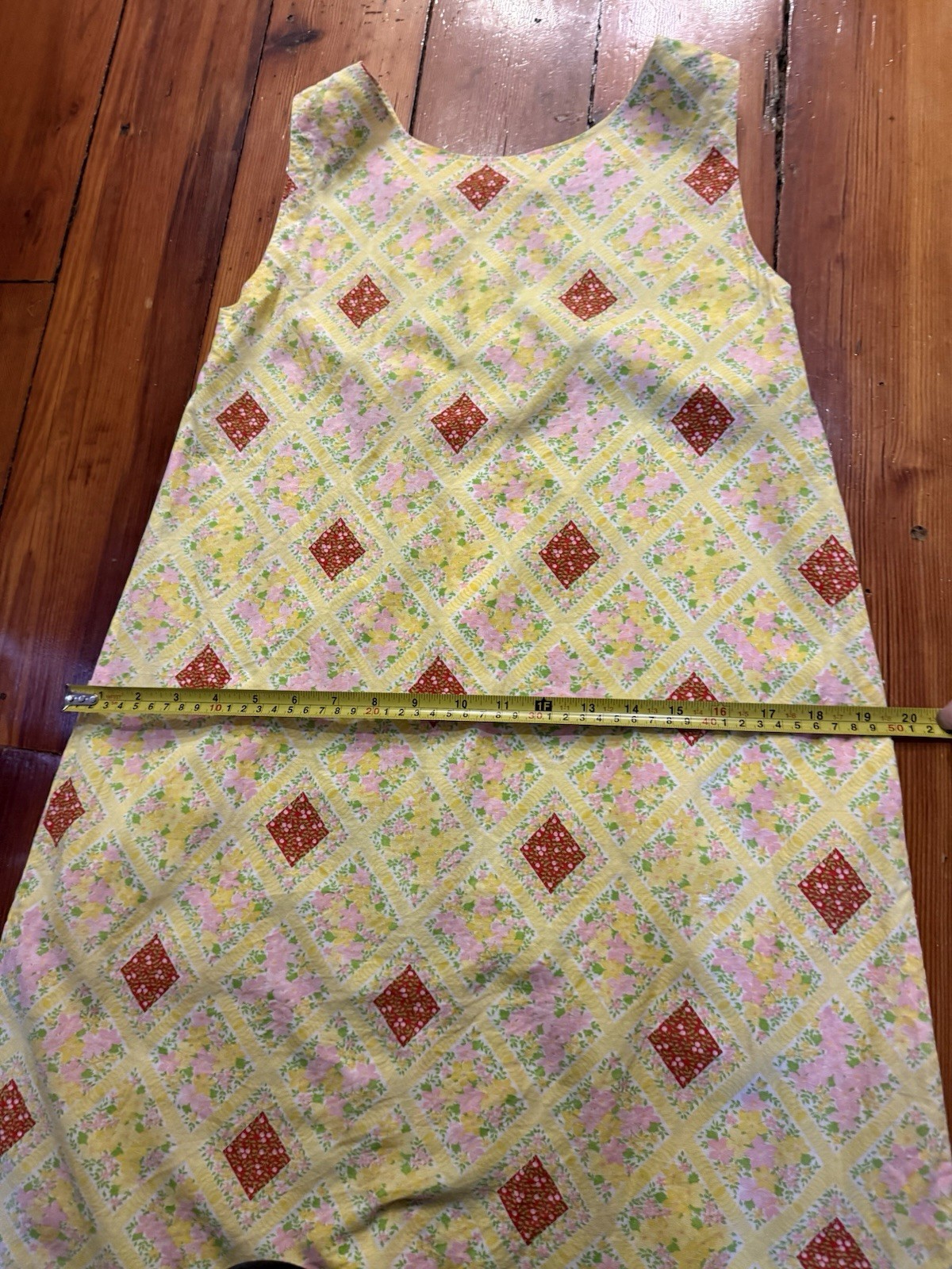 Vintage 1960s Women’s Homemade Shift House Dress Yellow W/ Flowers