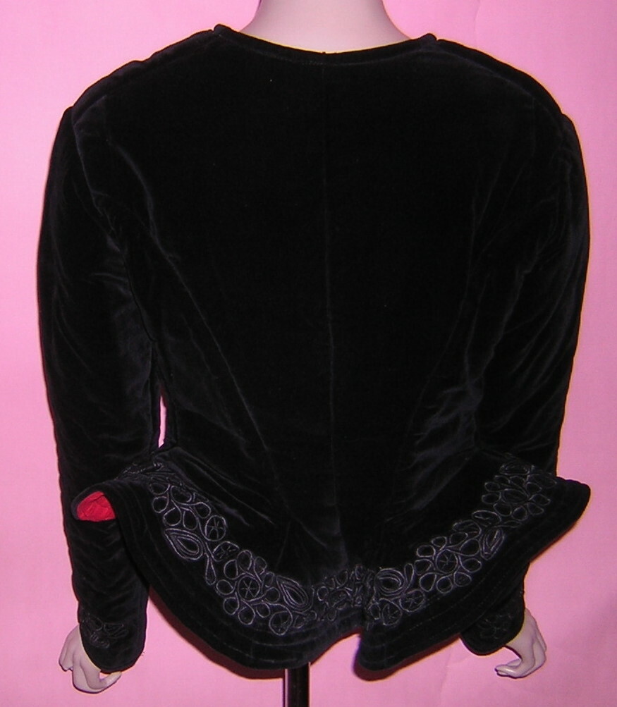 VINTAGE ANTIQUE CZECH WOMENS PEASANT FOLK COSTUME KROJ VELVET JACKET VICTORIAN