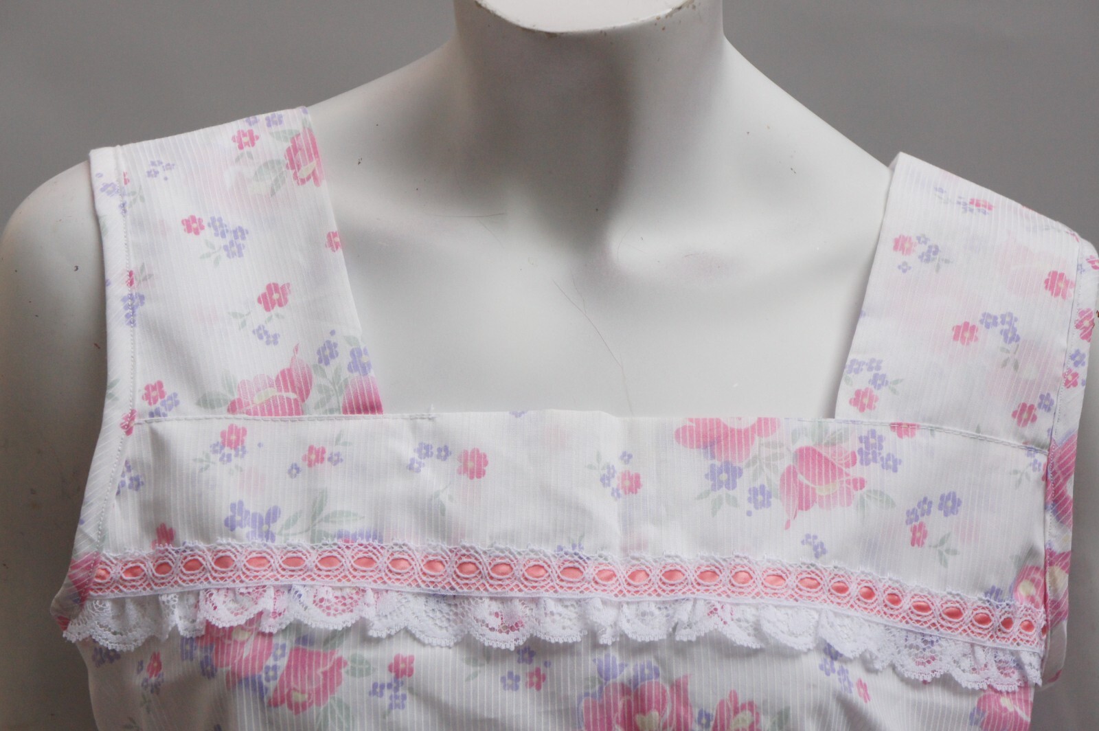 Vintage 60s Floral Nightgown Dress Medium Woven Cotton Blend Mid Century 1960s
