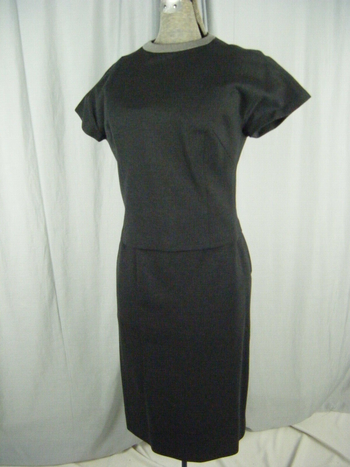 LILLI ANN KNITS LONDON Vtg 60s Charcoal Grey Wool 3 pcs Skirt-Bust 35/Waist 28/S