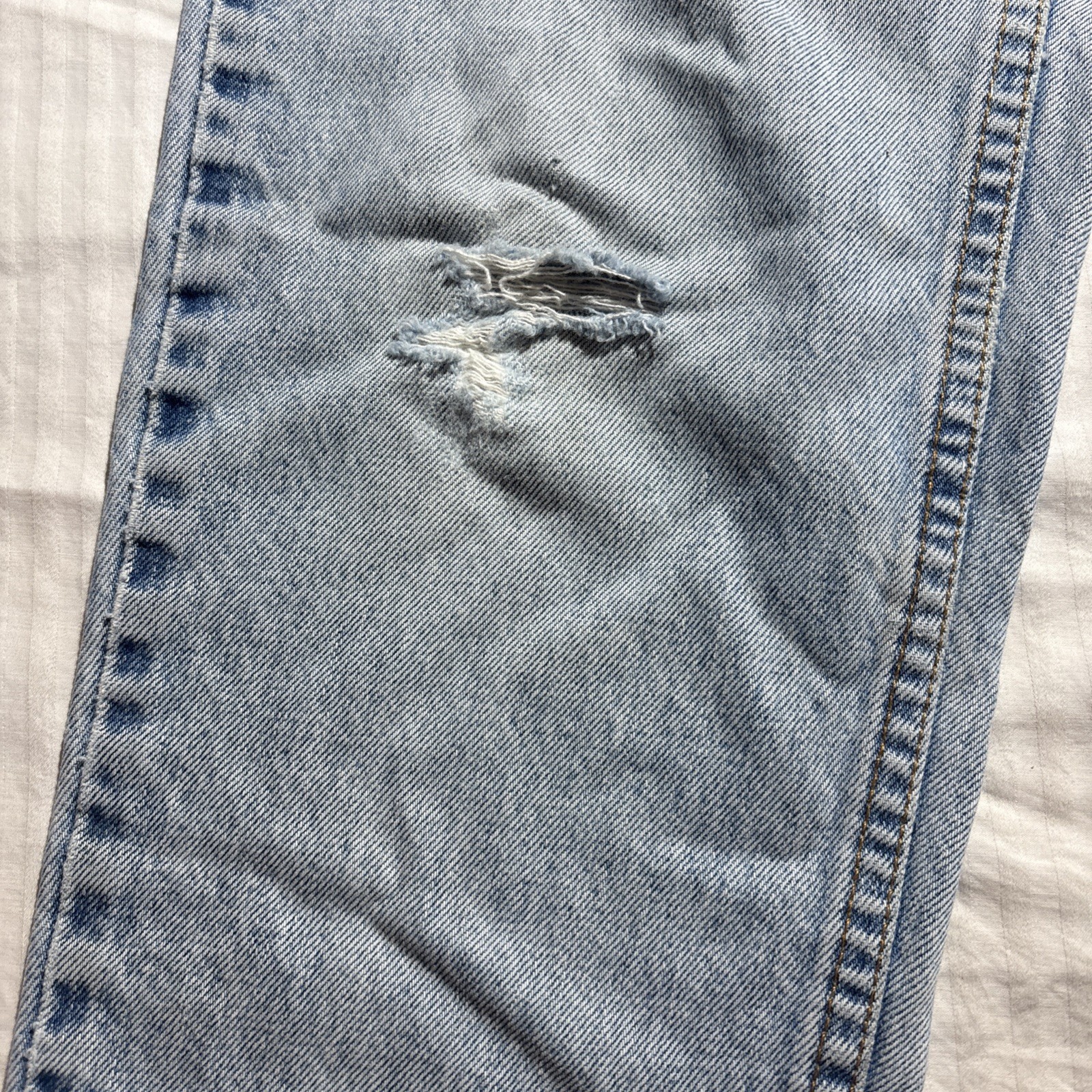 Vintage Levi’s 551 Red Tab 1995 90s Mom 11.5 Rise Jeans 6 Pet Distressed. 1050