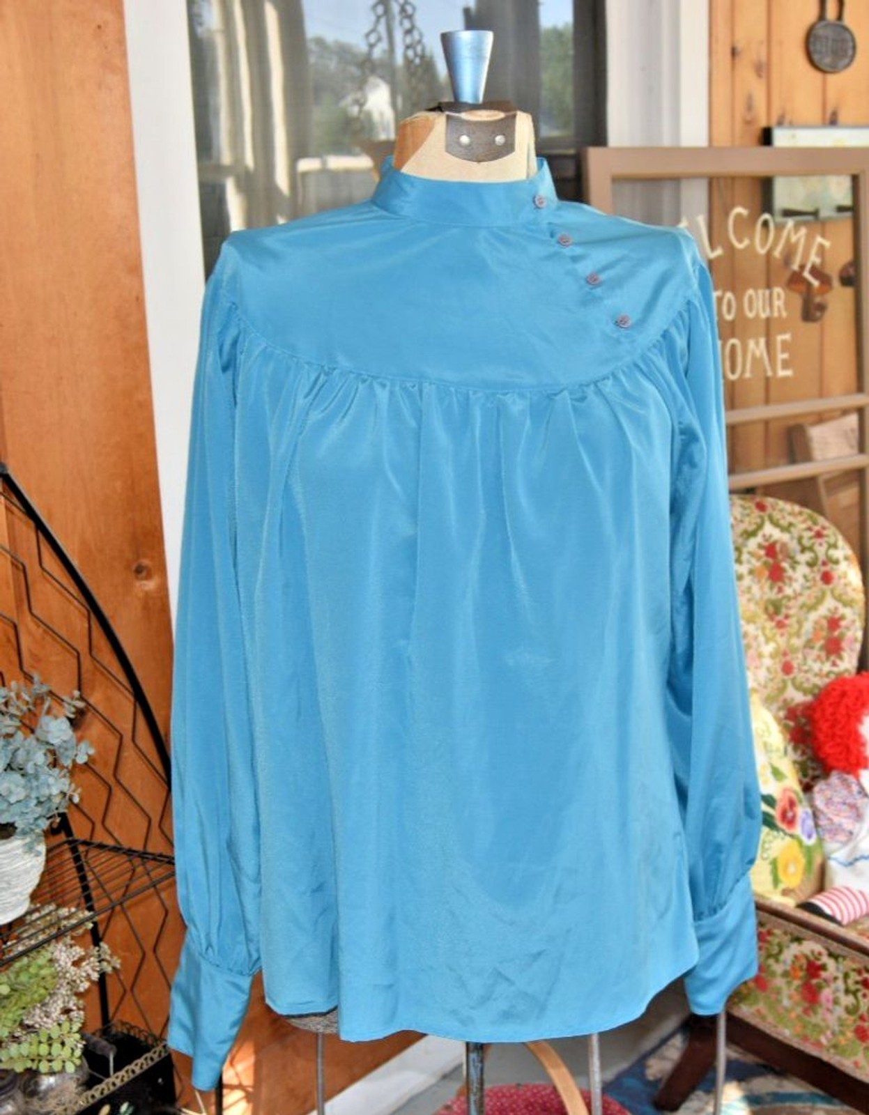 Vintage 1960s Doris Dodson Sportswear Off Center Buttons LS Blouse Aqua Size XL