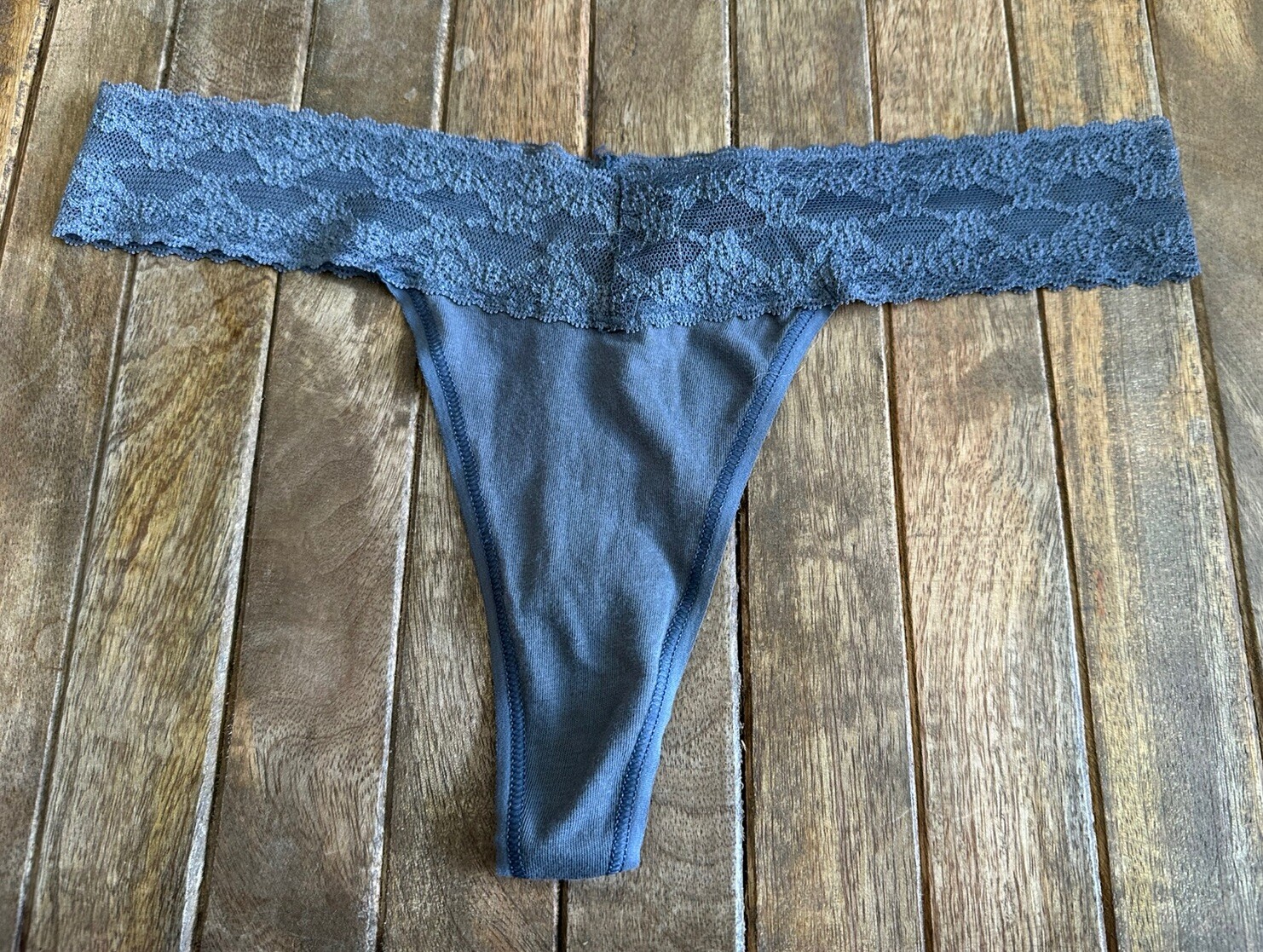 Vtg Victoria’s Secret M Gray Low Rise Bikini Thong String Panties