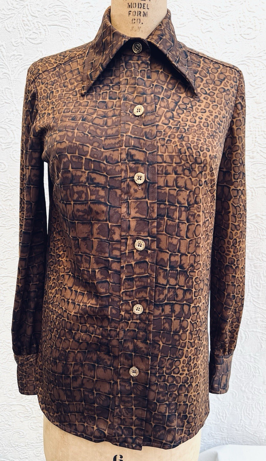 Vintage 70s Crocodile Rock Disco Anjac Dagger Collar Blouse Sz 6 Groovy Retro